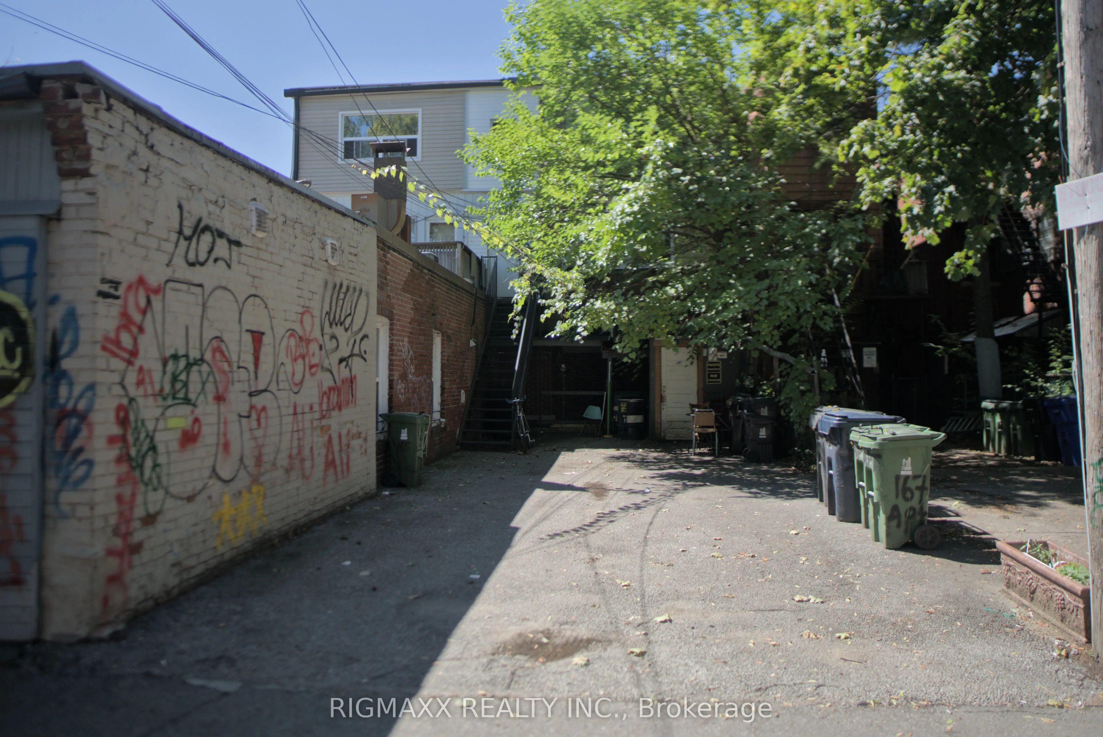167 Roncesvalles Avenue