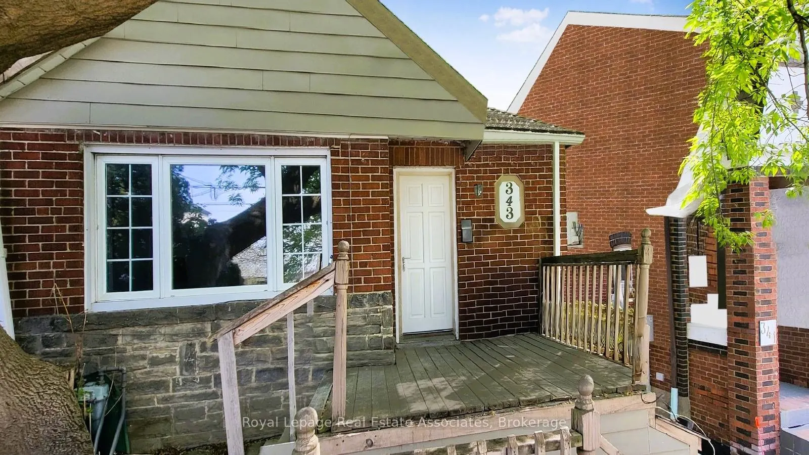 343 Kane Avenue