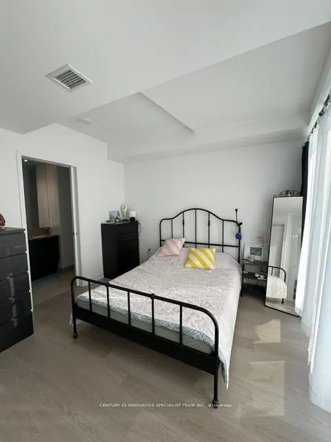 3883 Quartz Road, #2103