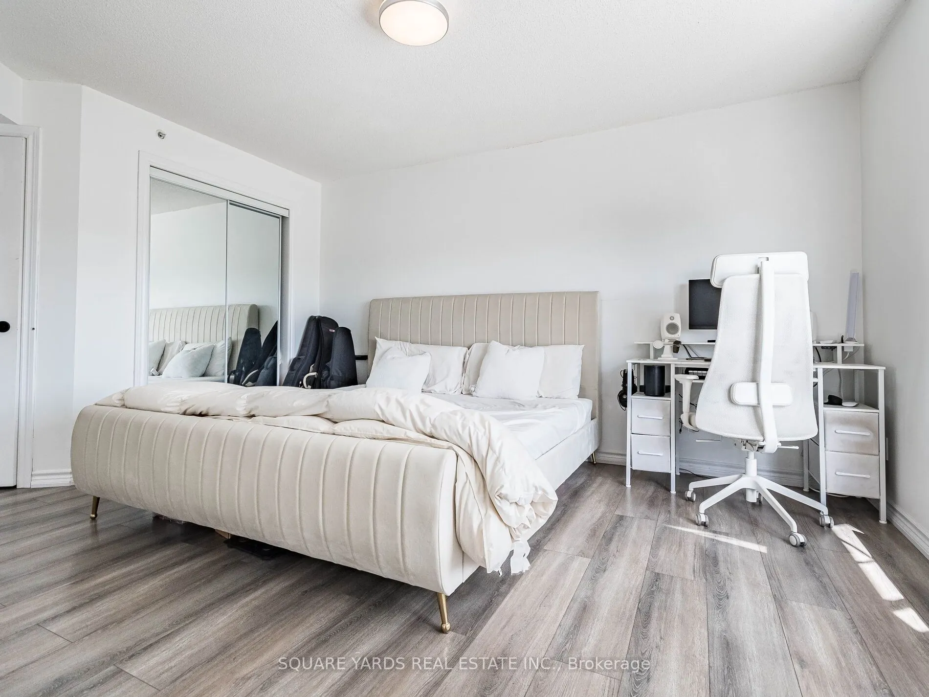 4015 Kilmer Drive, #402