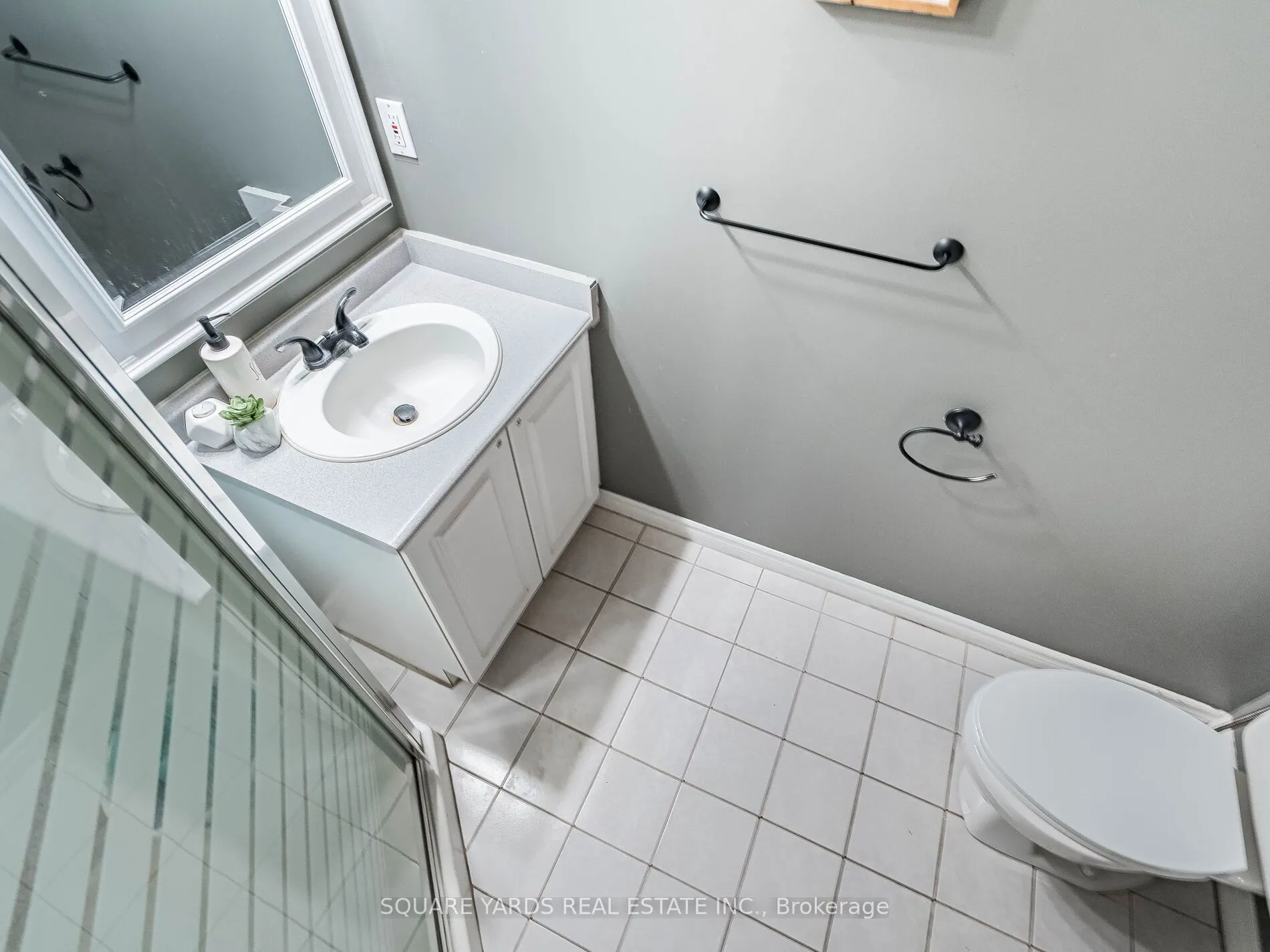 4015 Kilmer Drive, #402