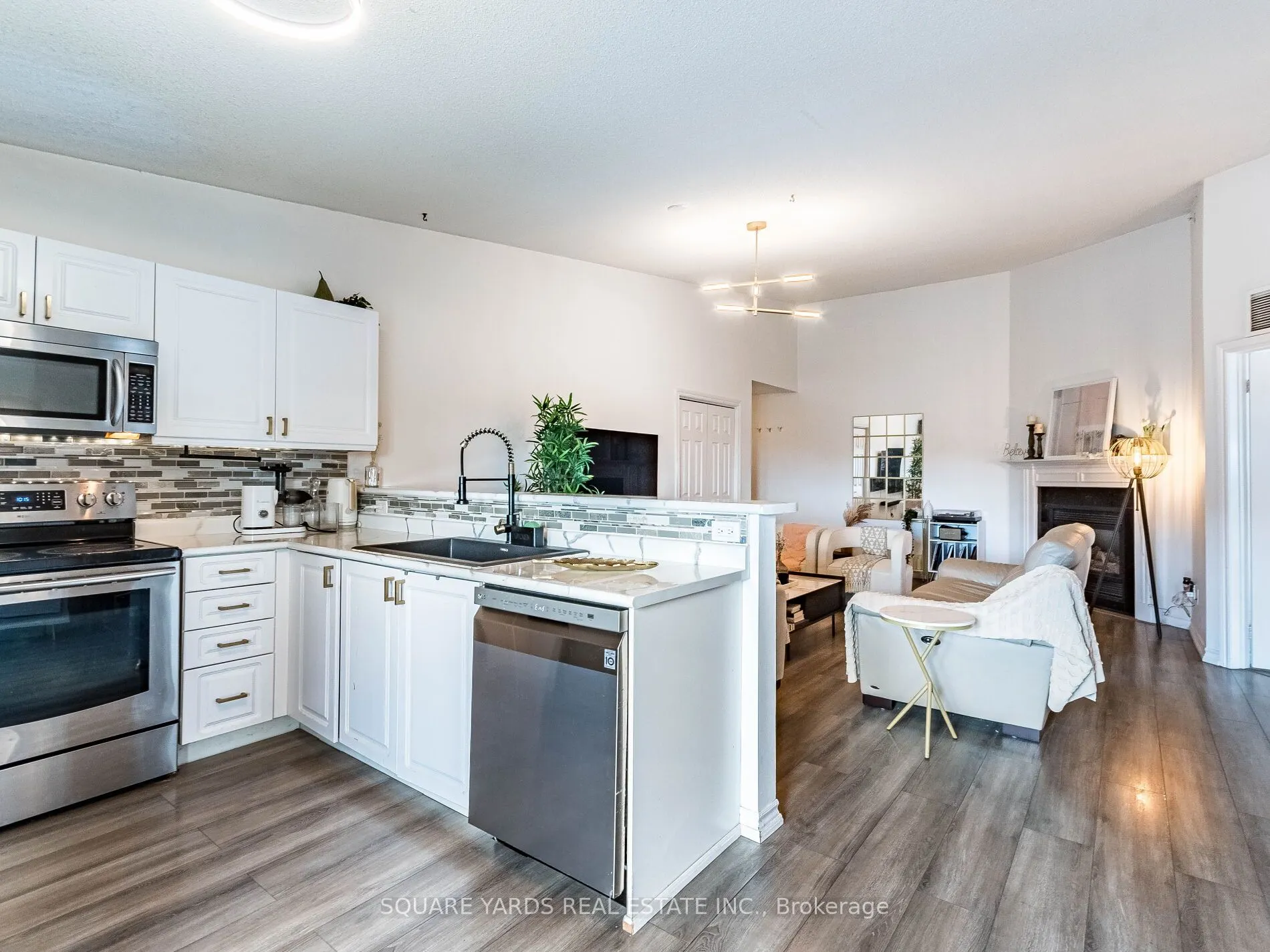 4015 Kilmer Drive, #402