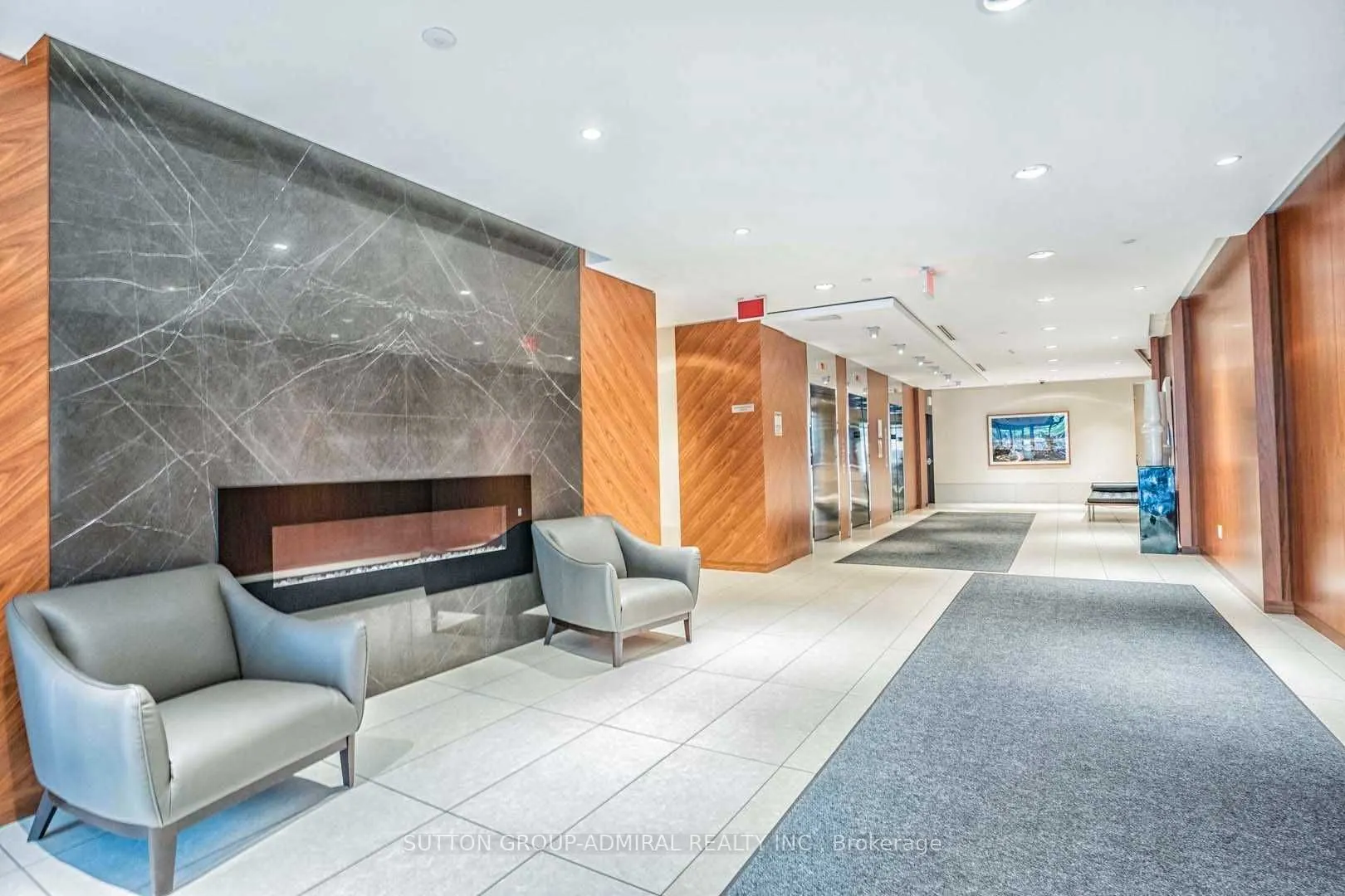 9 Valhalla Inn Road E, #1611