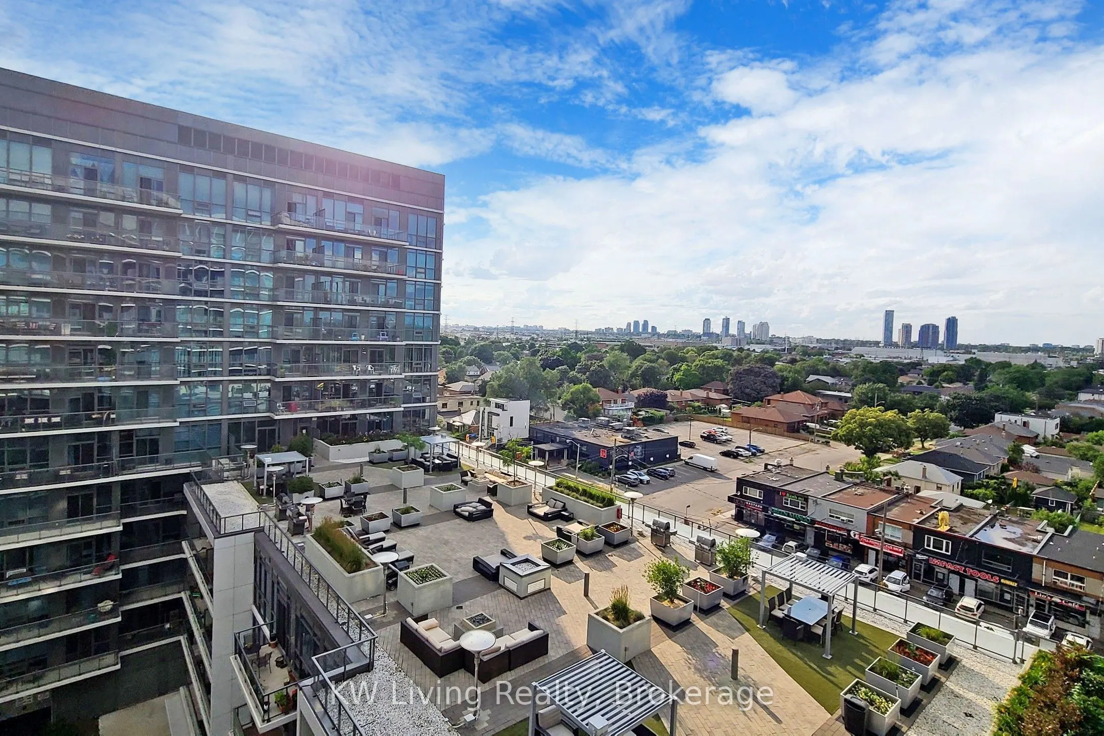 1185 The Queensway, #921