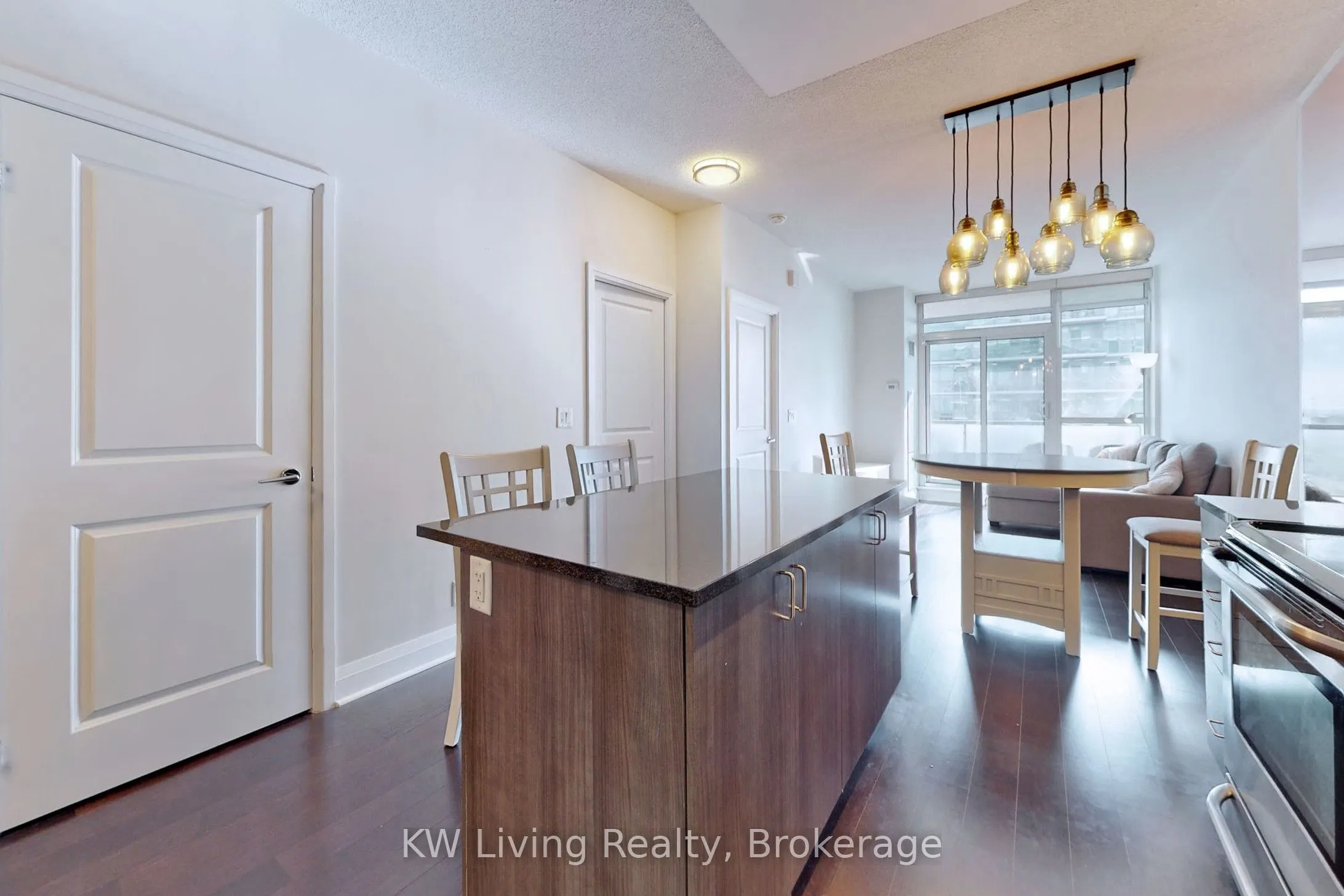 1185 The Queensway, #921