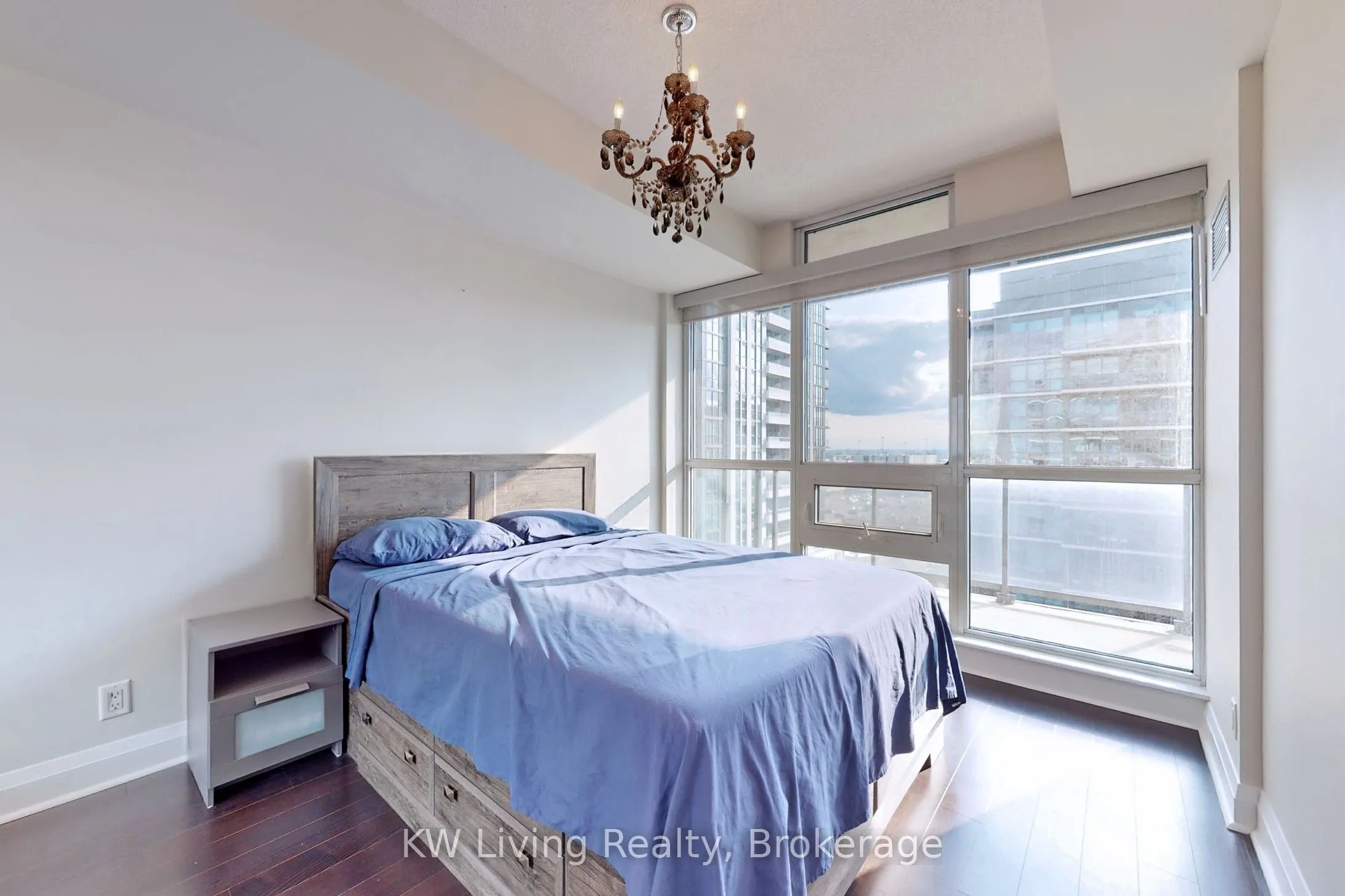 1185 The Queensway, #921