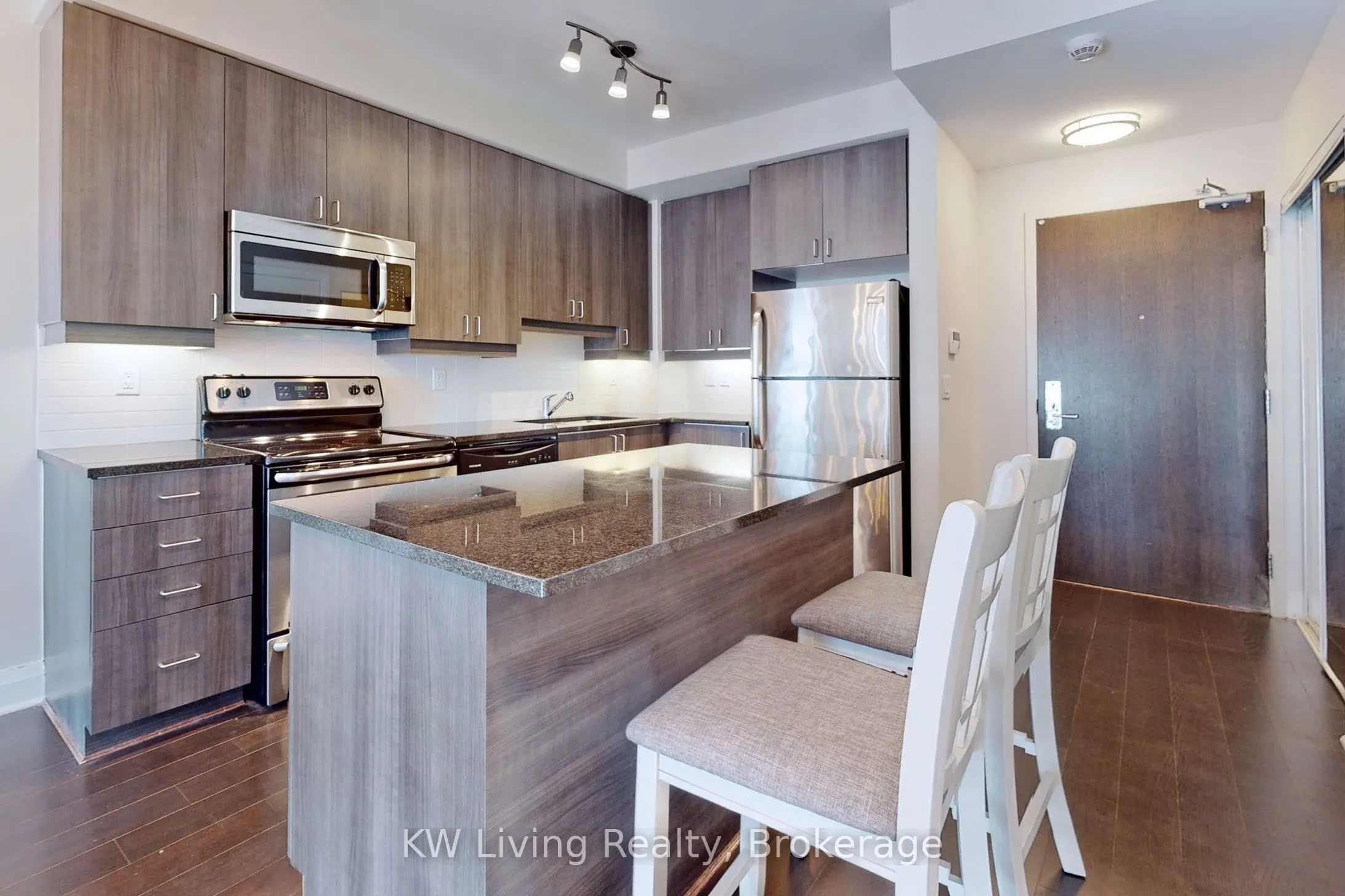 1185 The Queensway, #921