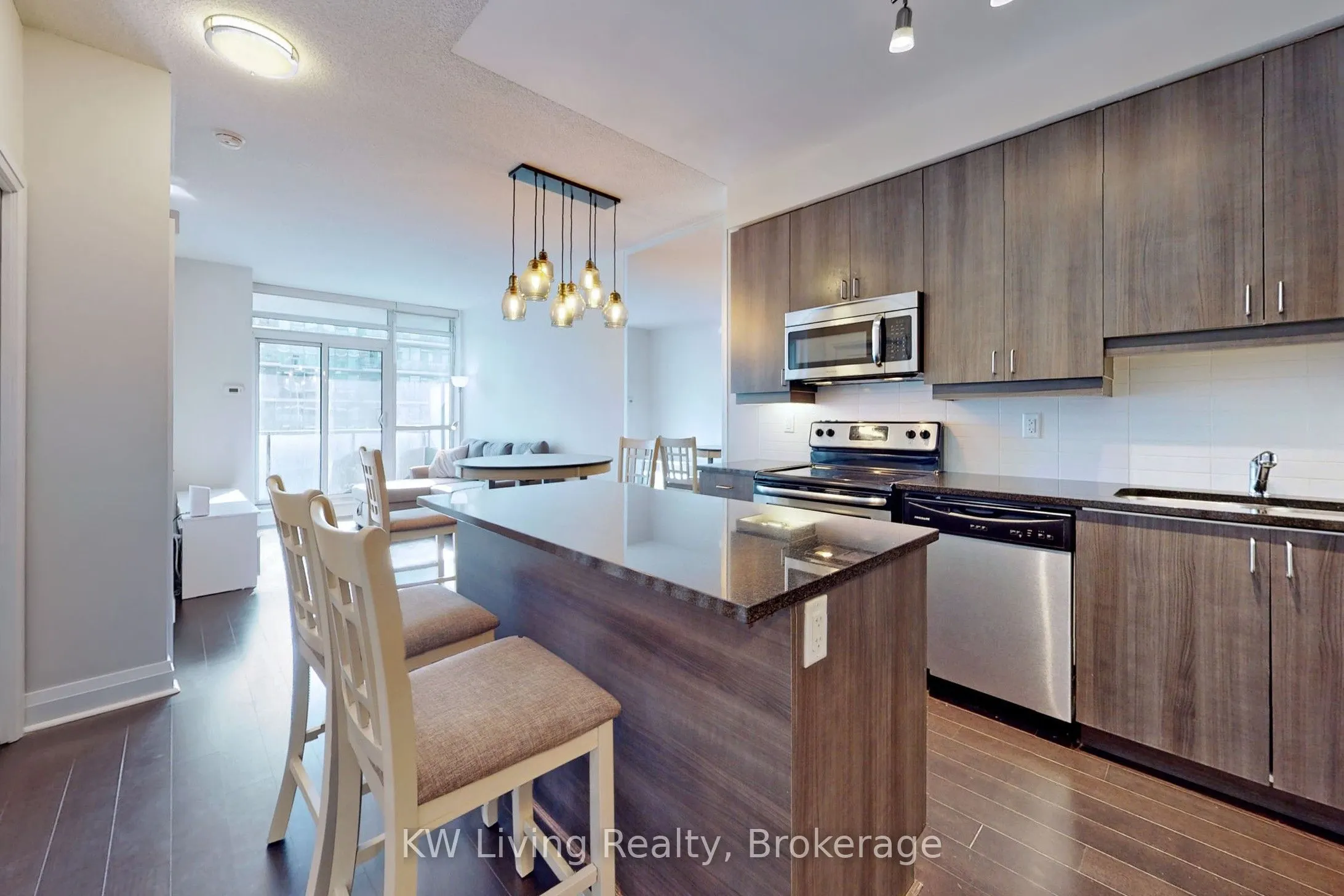 1185 The Queensway, #921