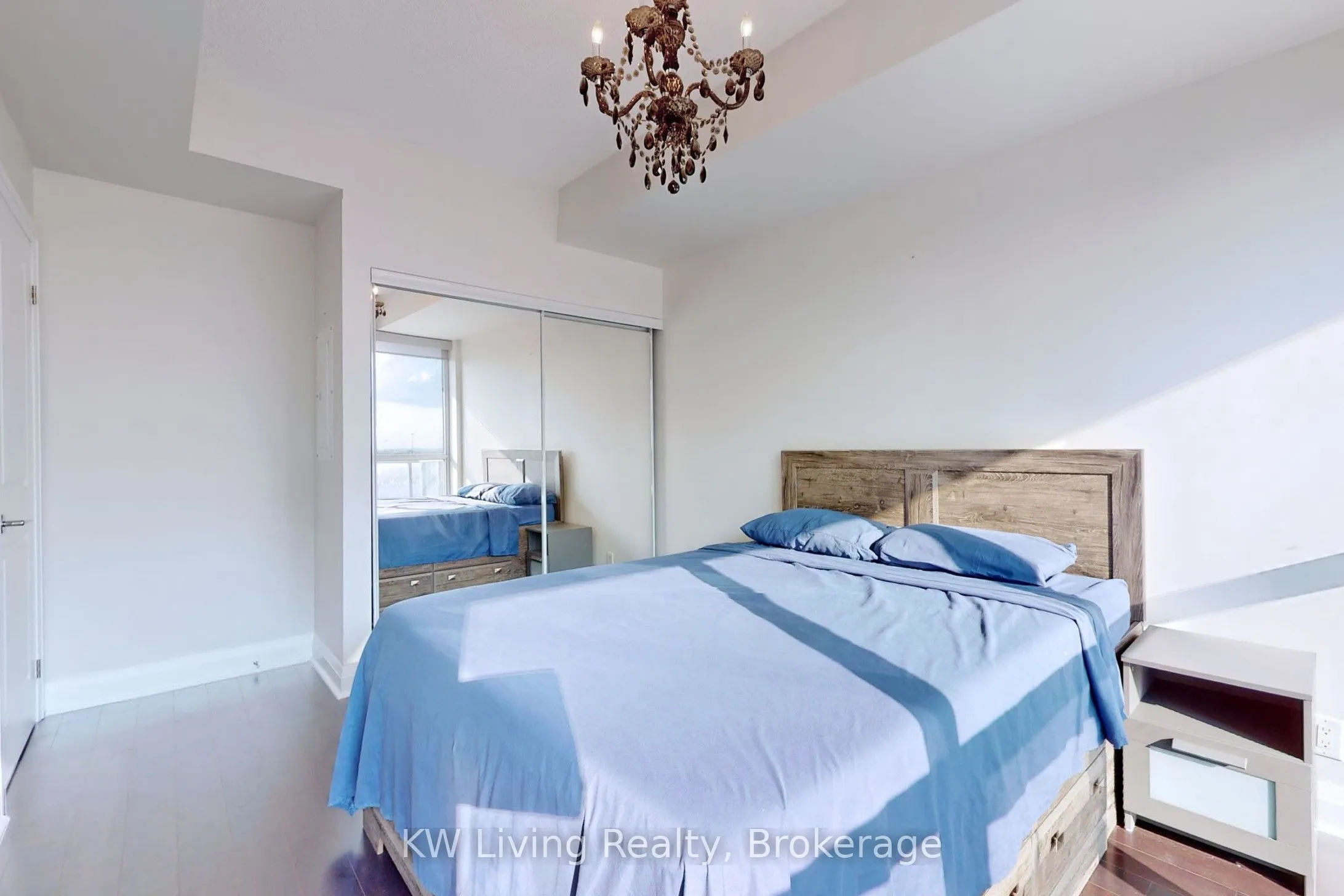 1185 The Queensway, #921