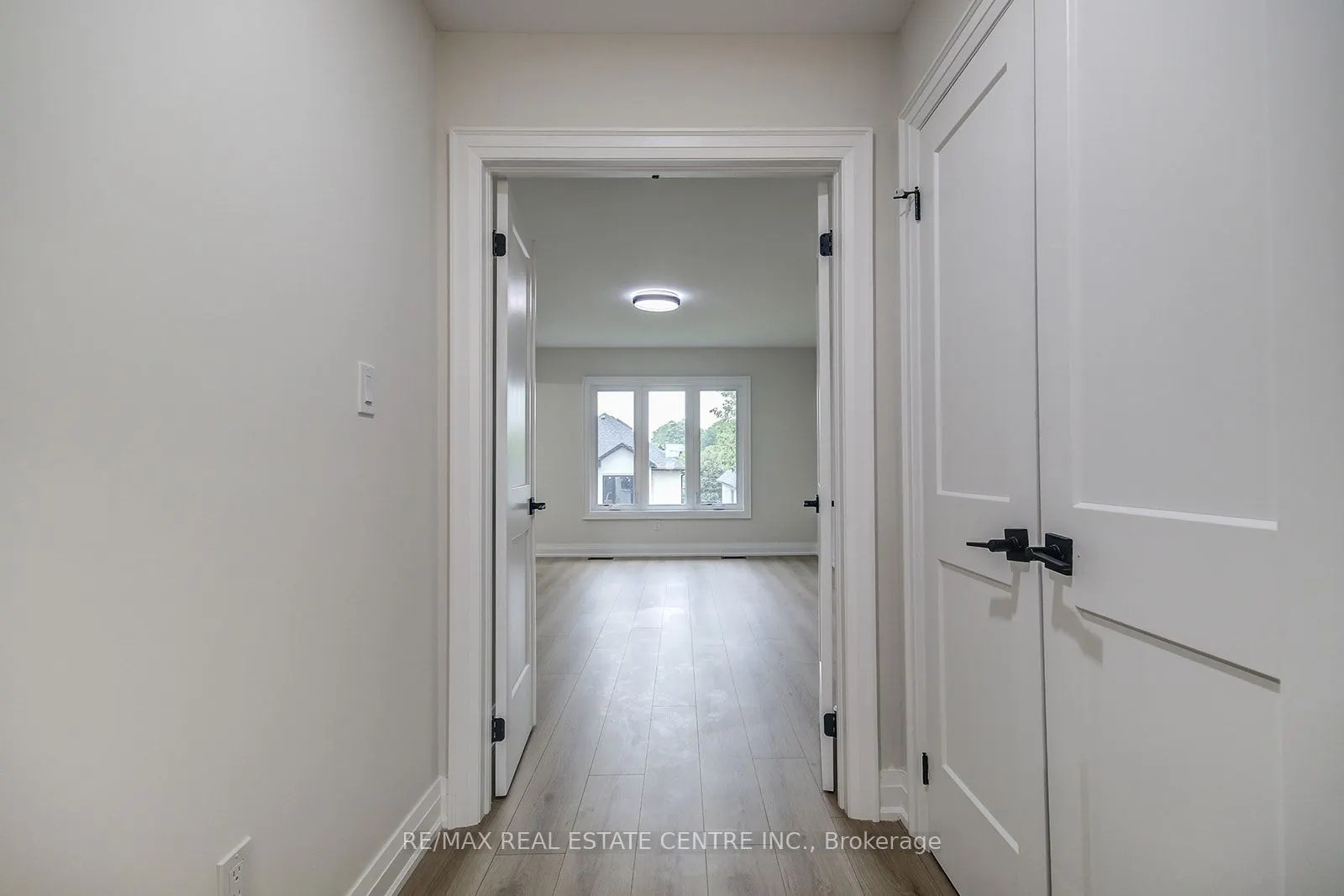 9 Caroline Street, #2