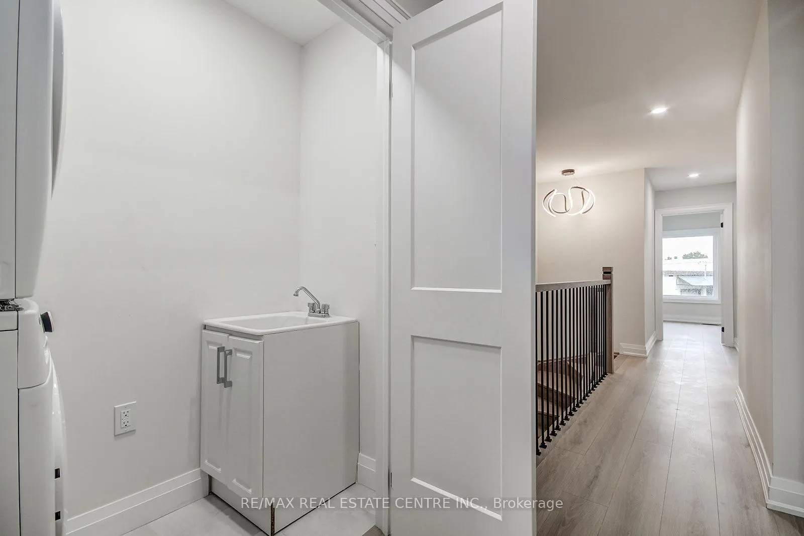 9 Caroline Street, #2