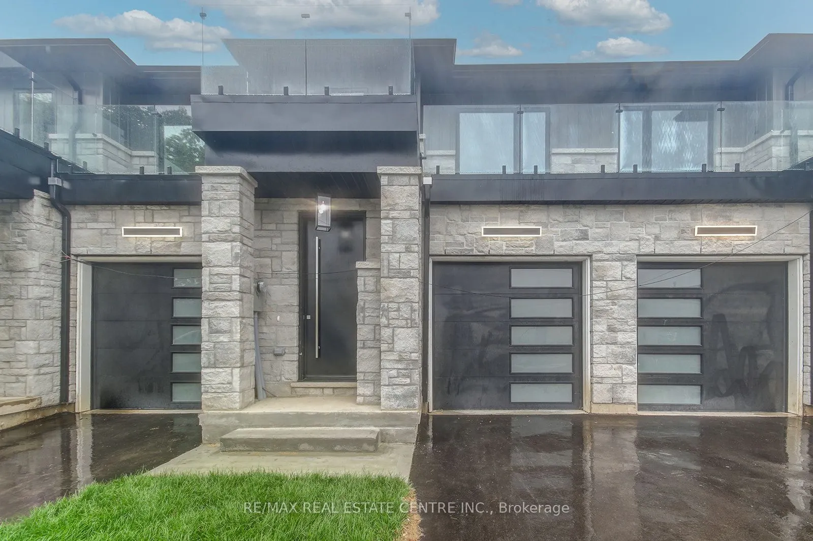 9 Caroline Street, #2