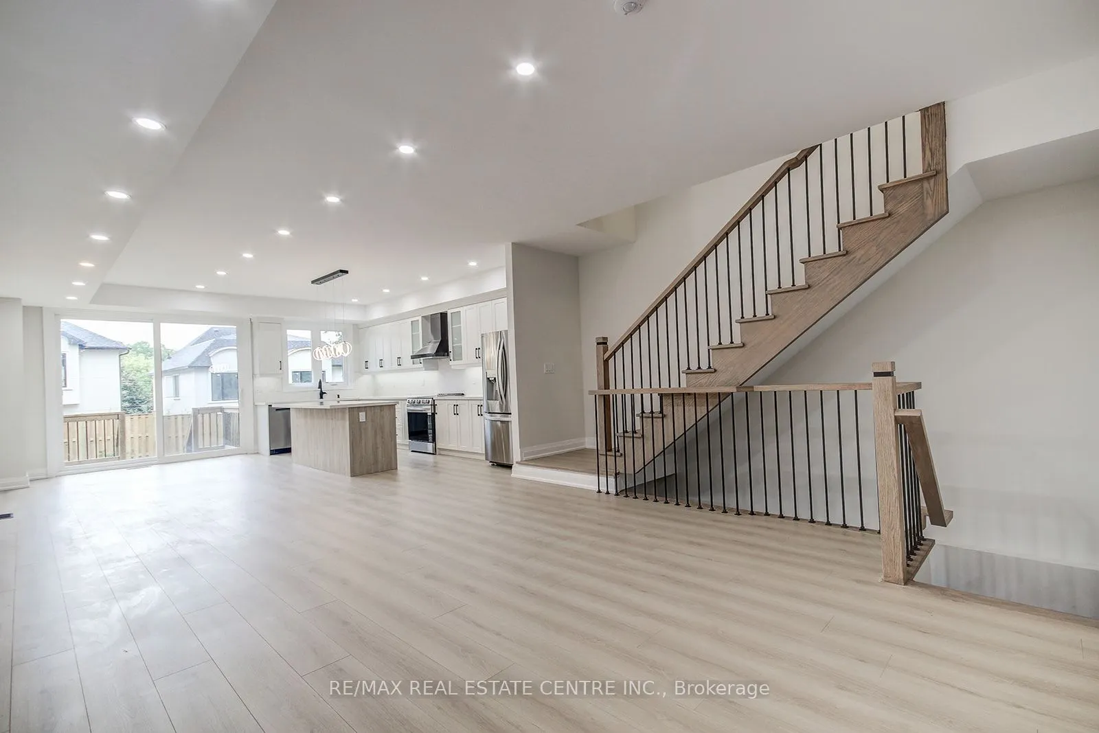9 Caroline Street, #2
