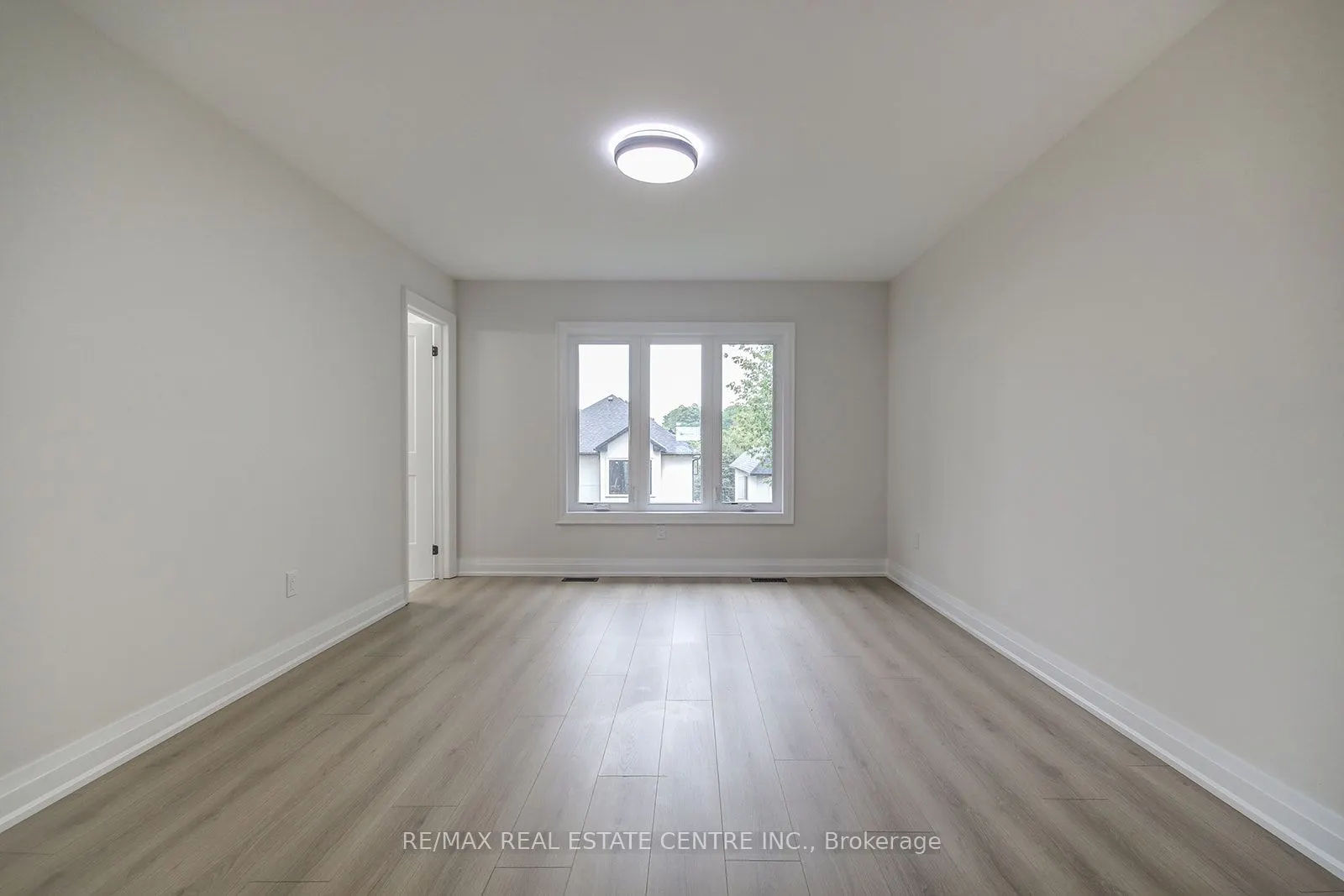 9 Caroline Street, #2