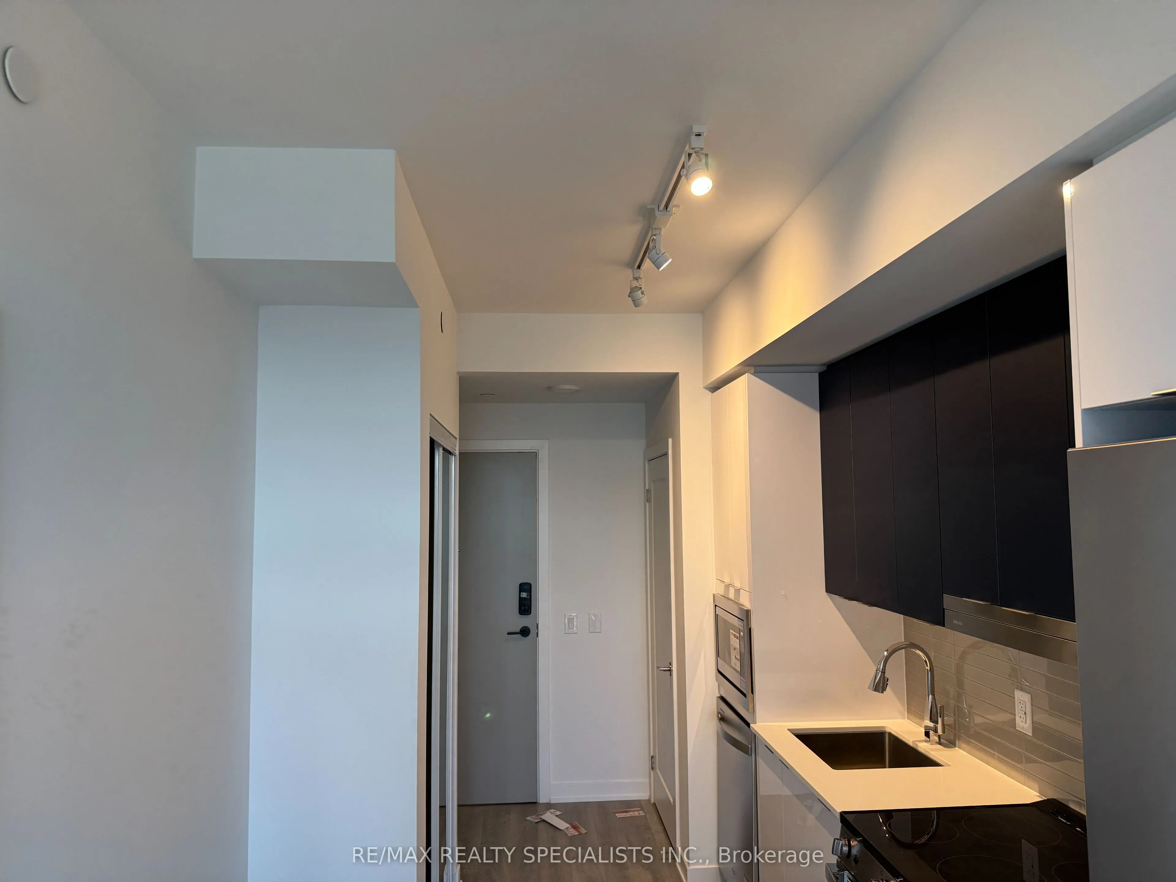 5105 Hurontario Street N, #1810