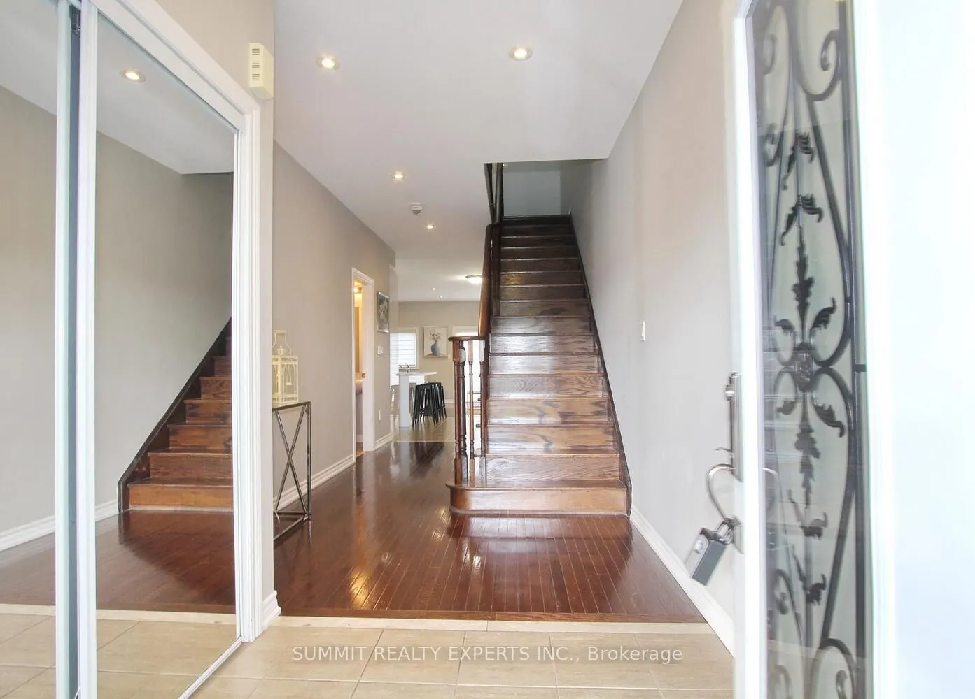 51 Agava Street