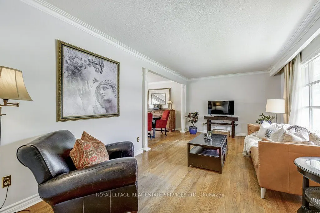 280 Savannah Gate