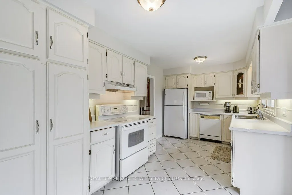 280 Savannah Gate