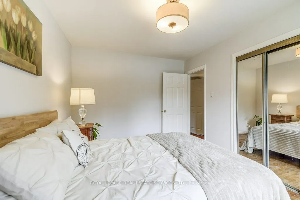 280 Savannah Gate