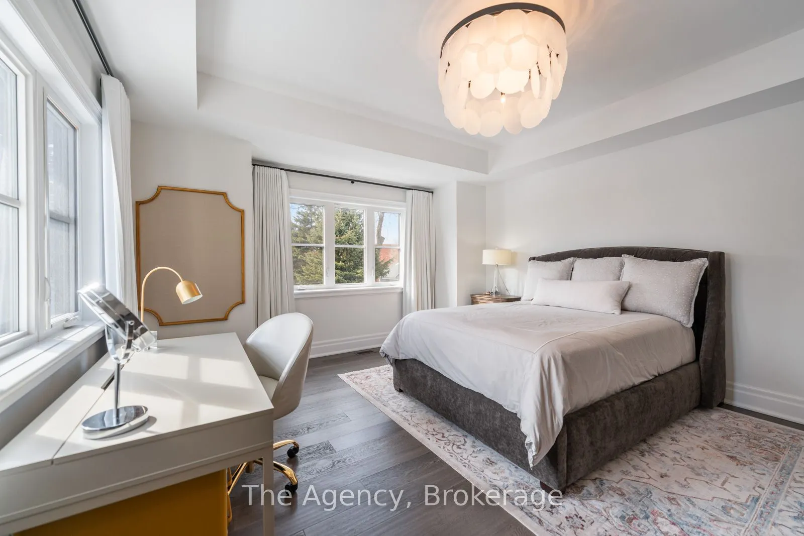 2265 Lakeshore Road, #3