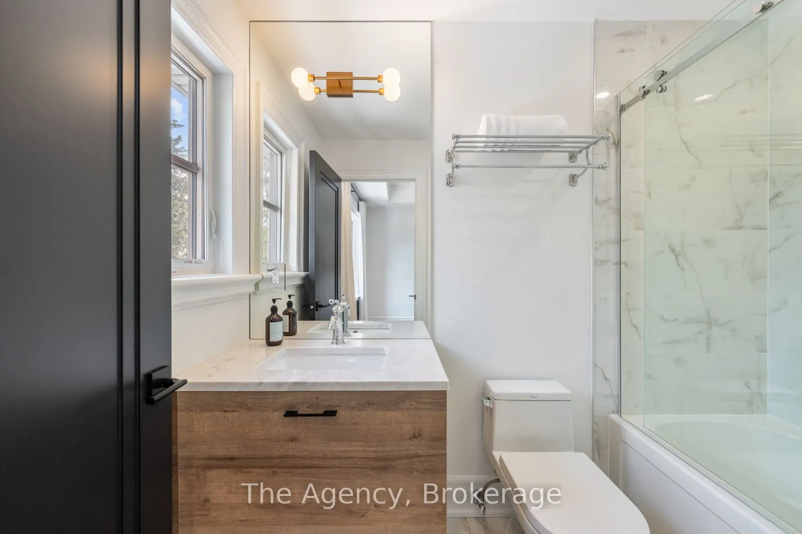 2265 Lakeshore Road, #3