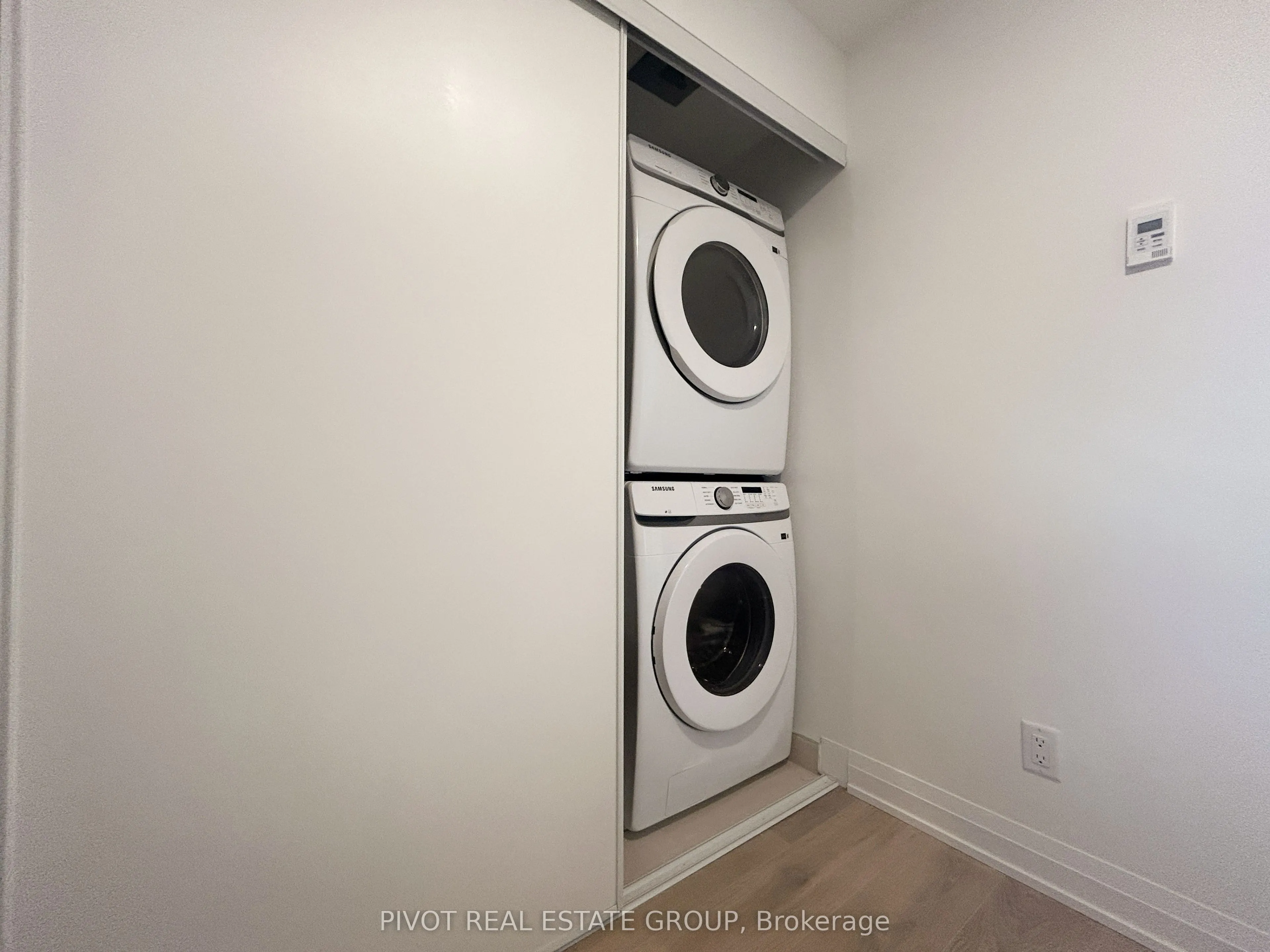 4015 The Exchange, #1810