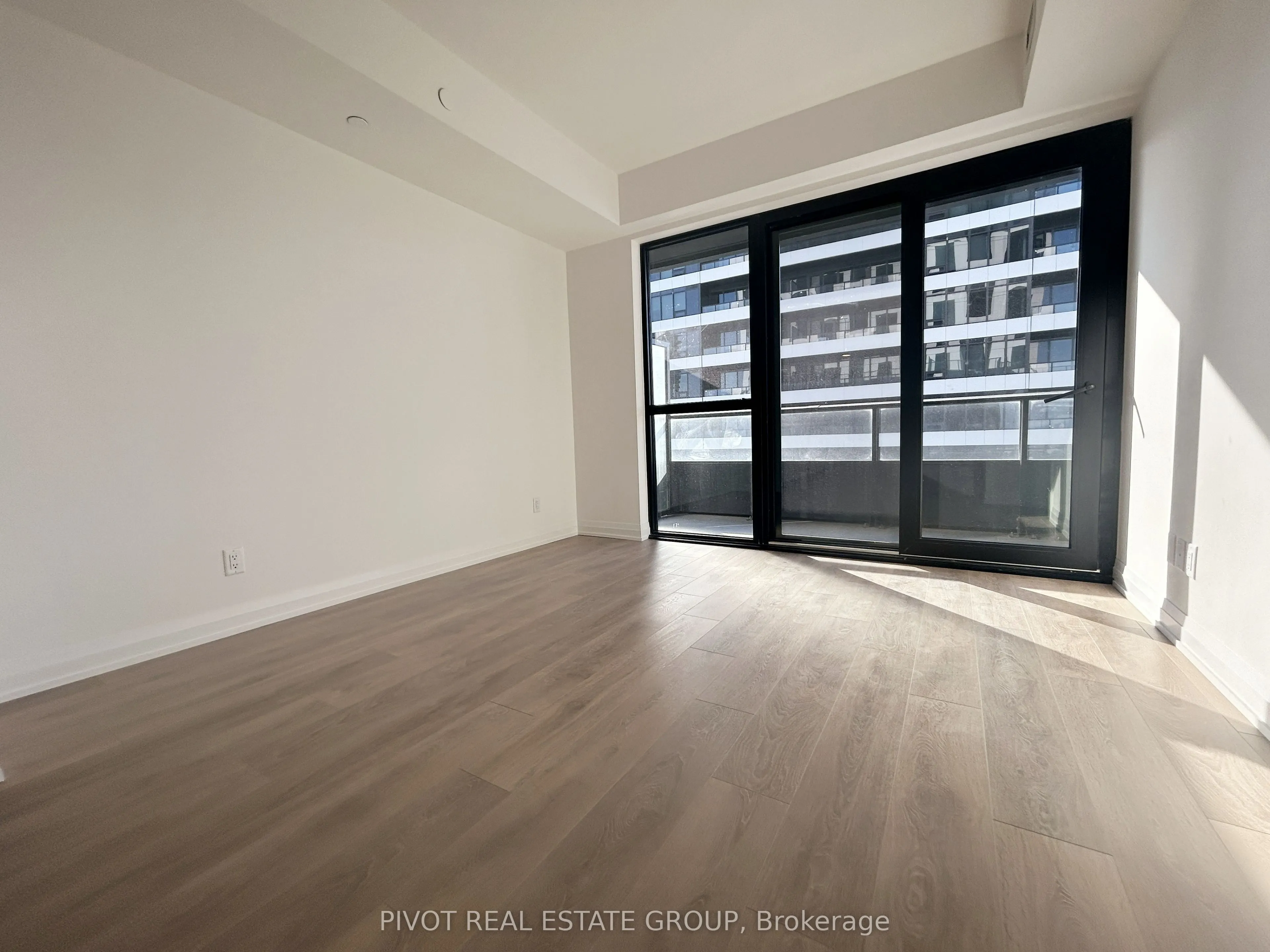 4015 The Exchange, #1810