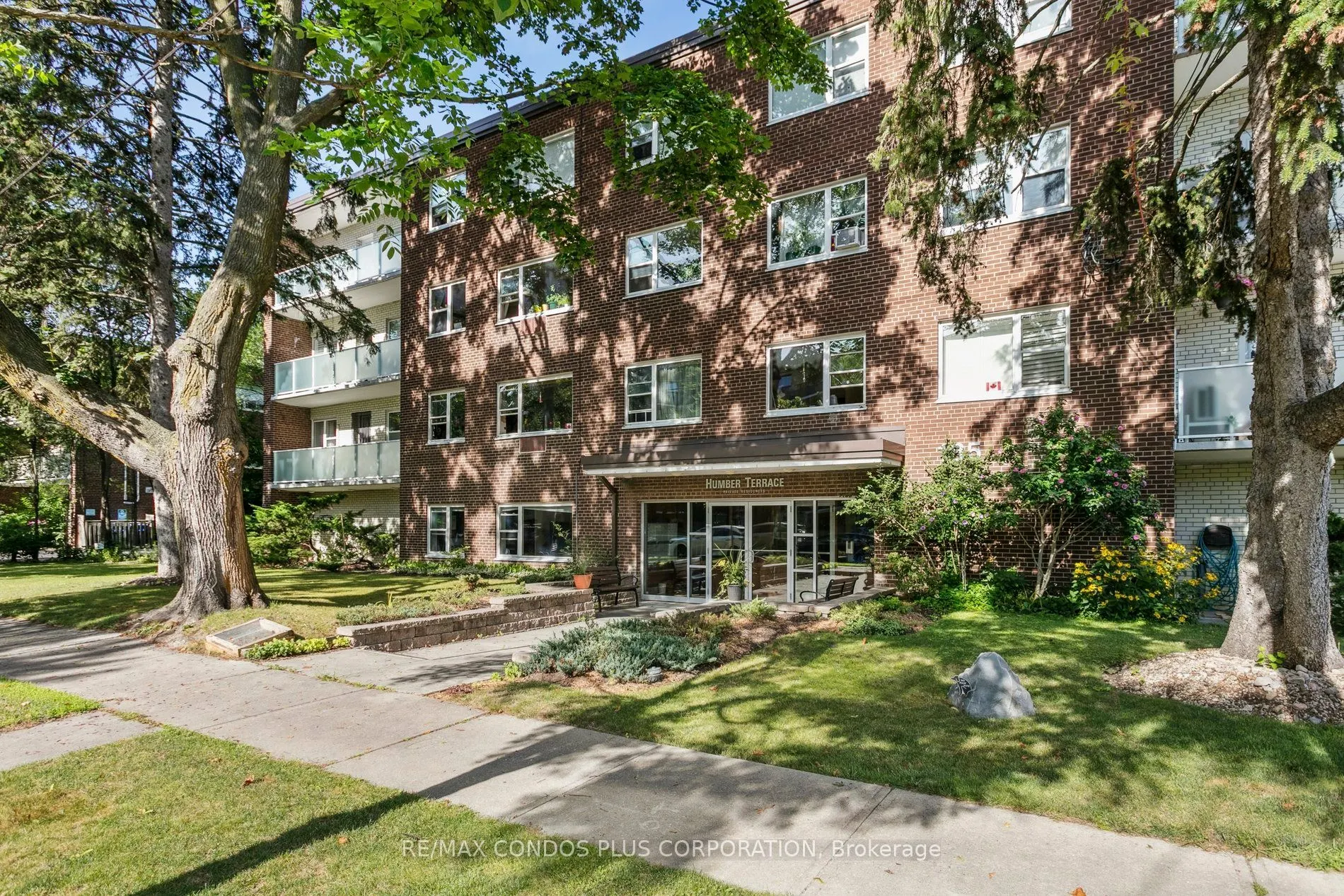 185 Stephen Drive, #101