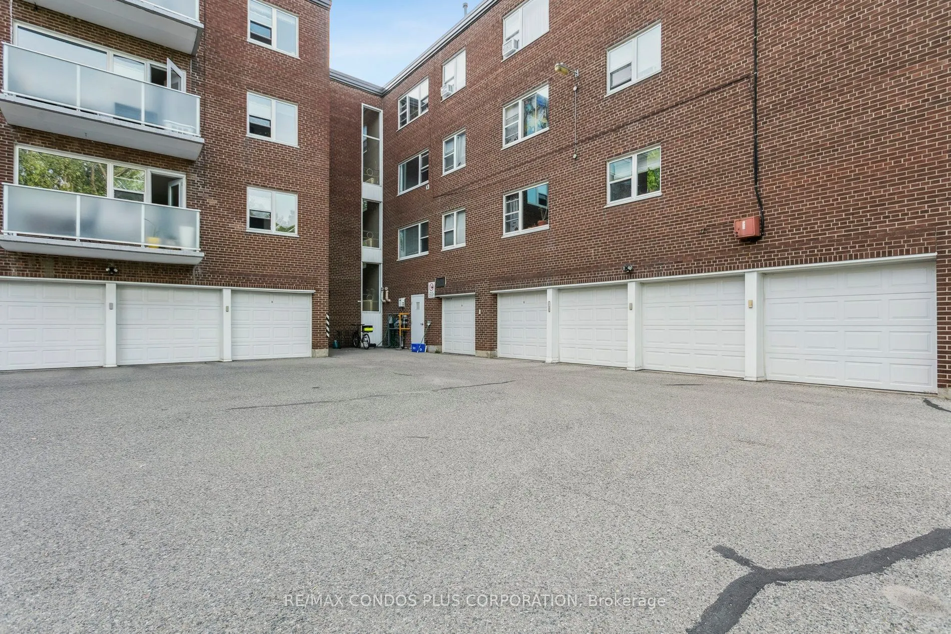 185 Stephen Drive, #101