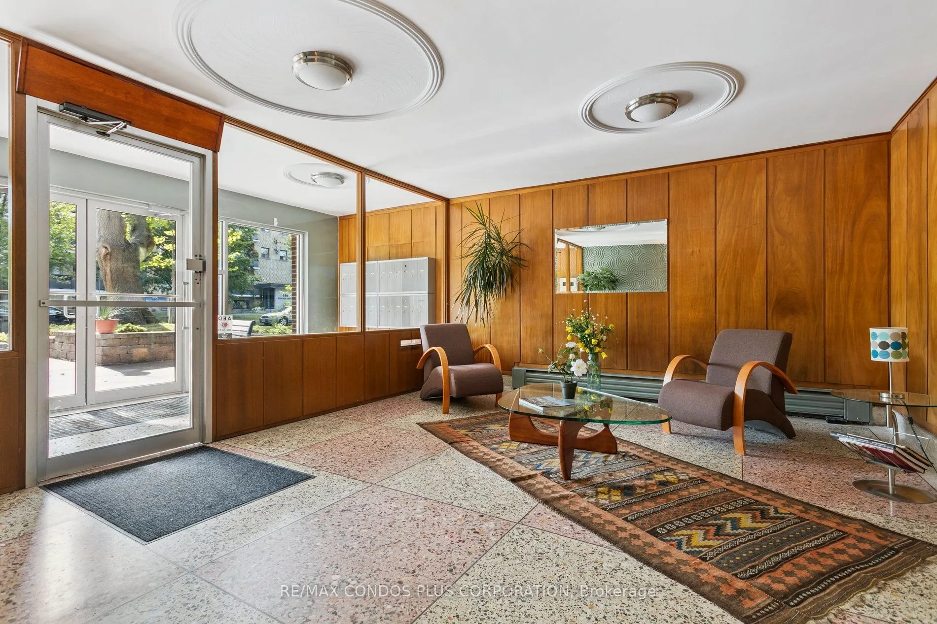 185 Stephen Drive, #101