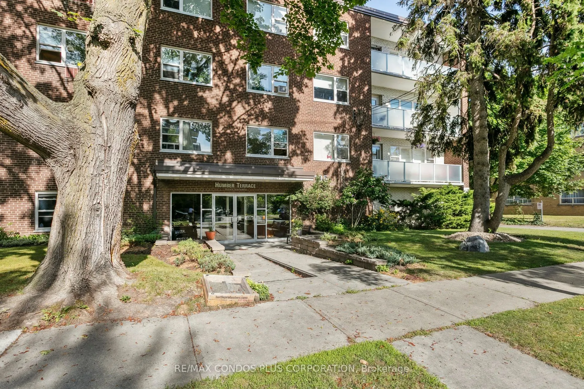 185 Stephen Drive, #101
