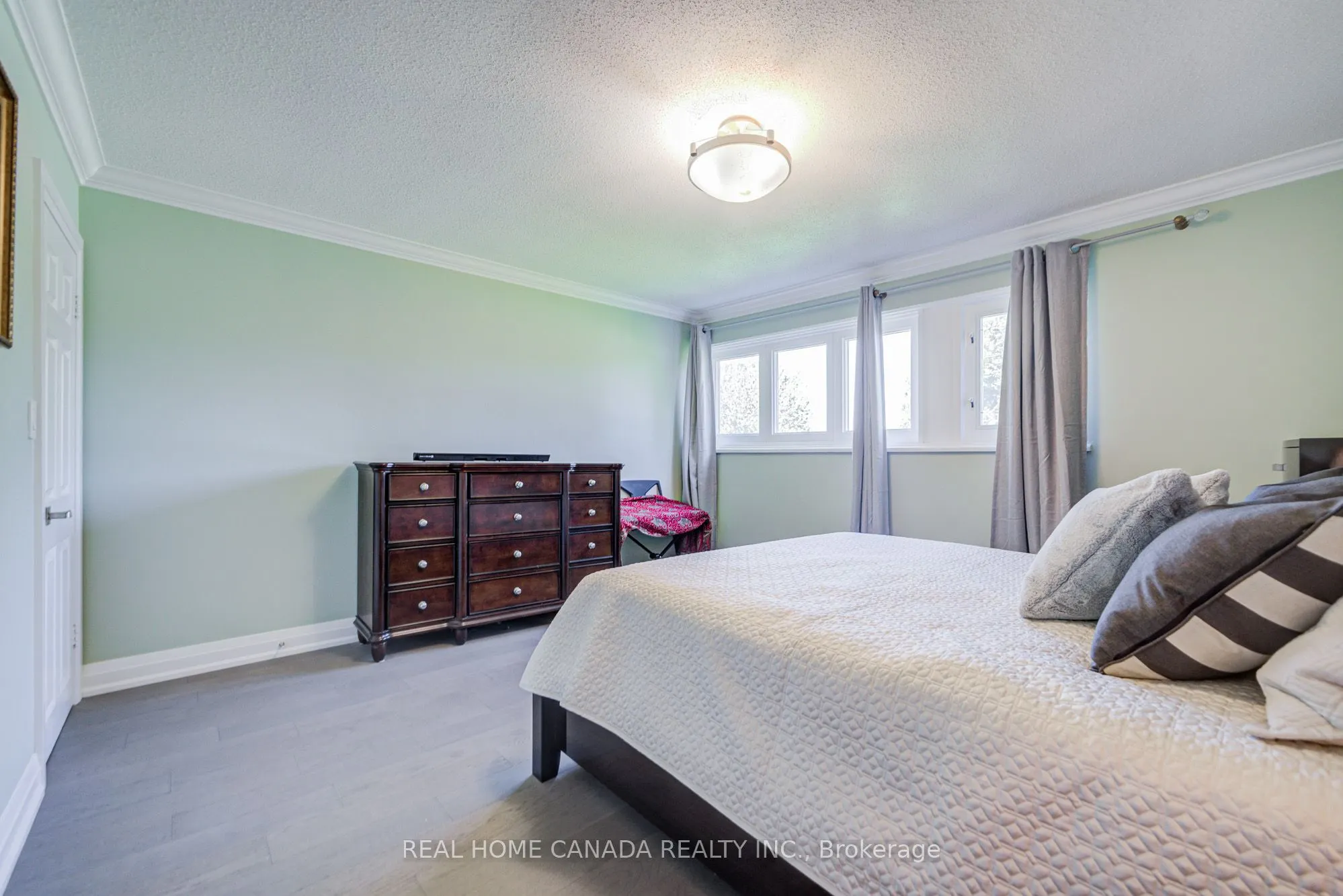 29 Ellesboro Drive