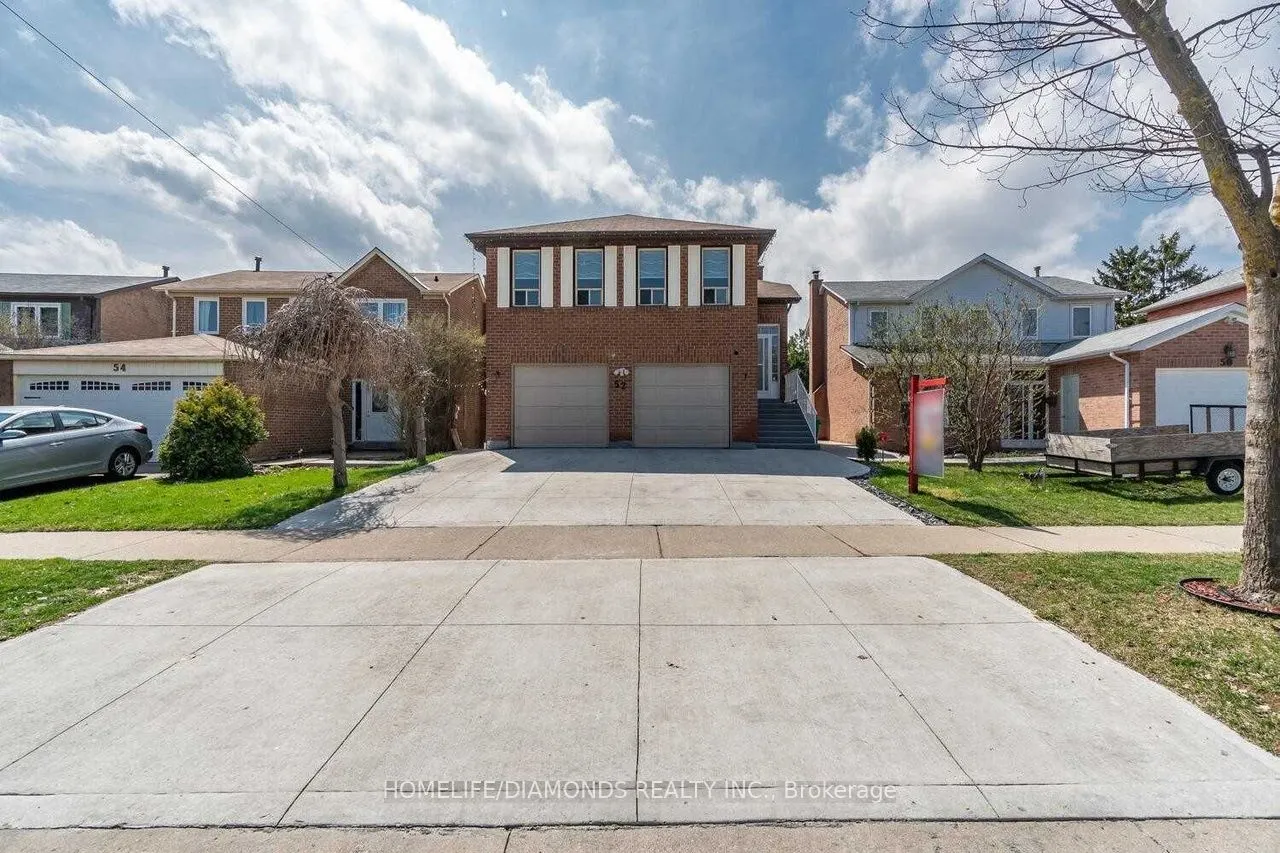 52 Nuttall Street, #Upper