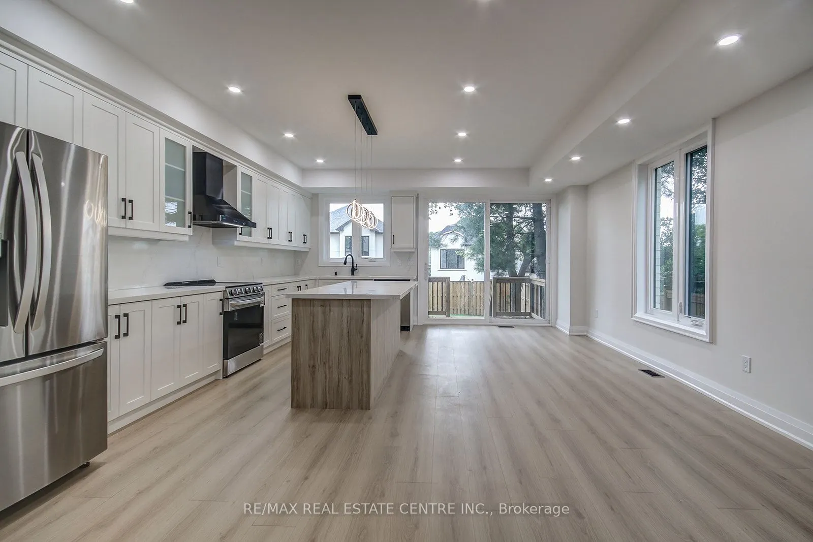 9 Caroline Street, #3