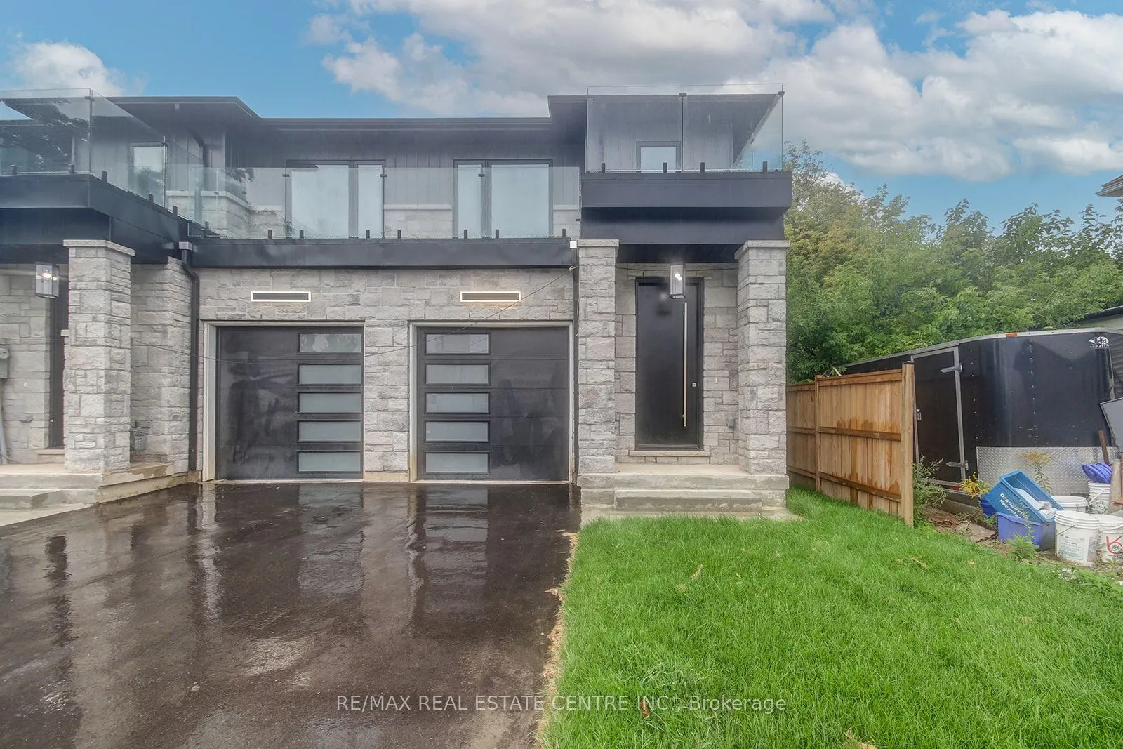 9 Caroline Street, #3