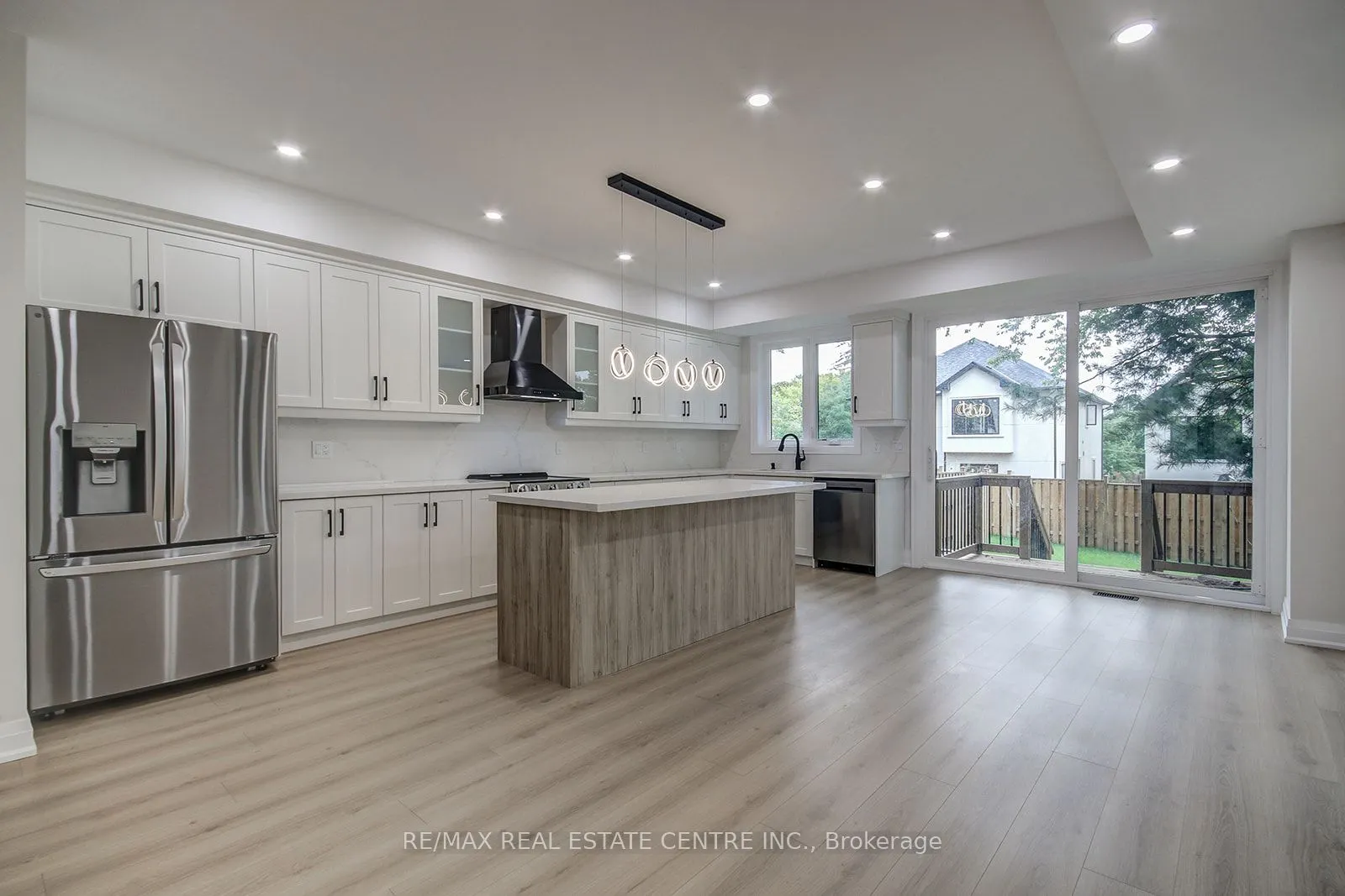 9 Caroline Street, #3