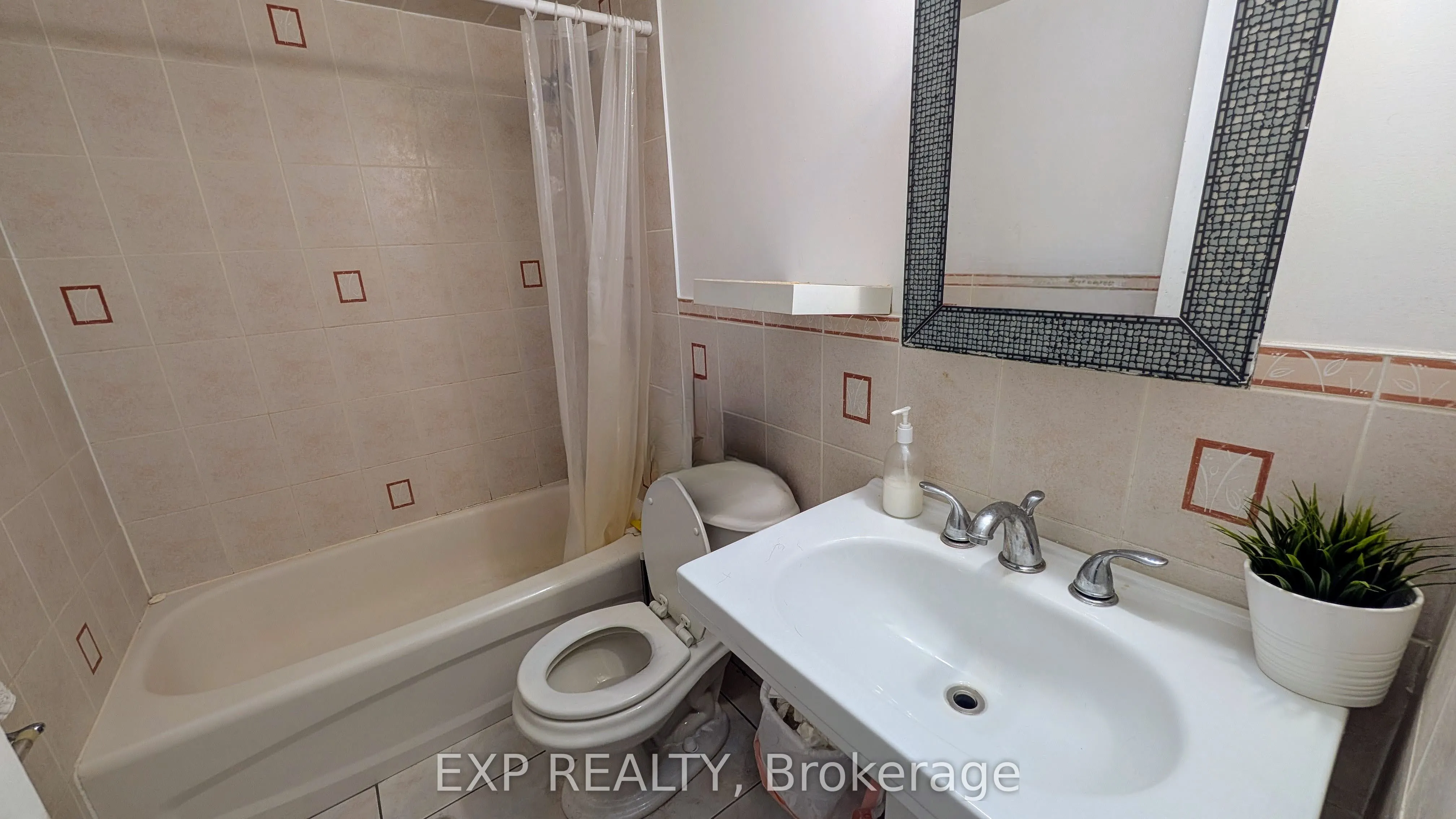320 Dixon Road, #1813