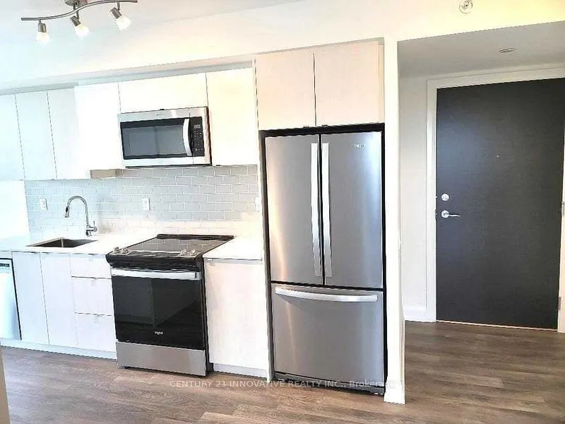 1461 Lawrence Avenue W, #302