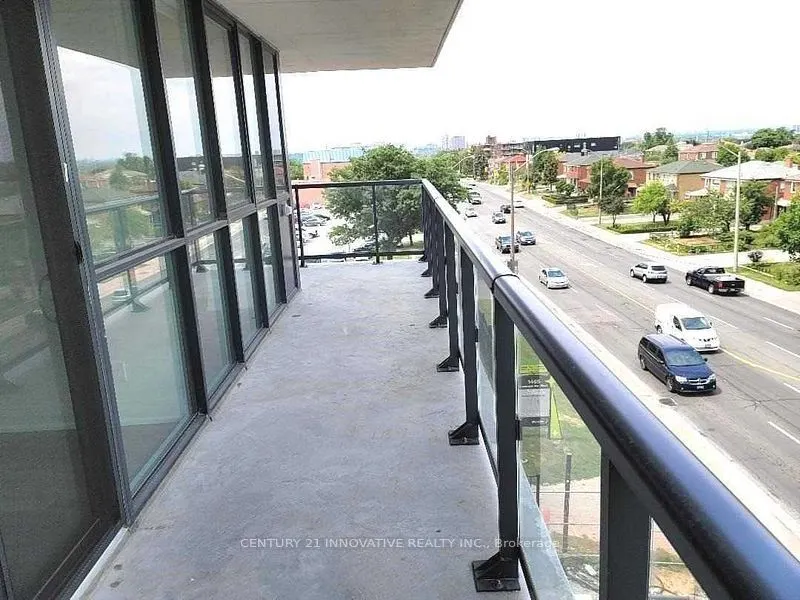 1461 Lawrence Avenue W, #302