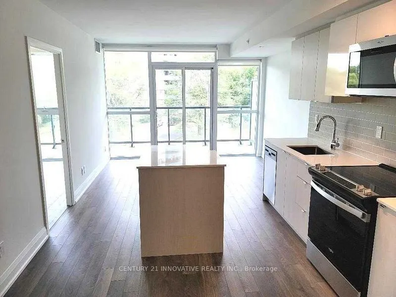 1461 Lawrence Avenue W, #302