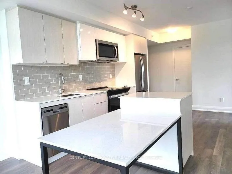 1461 Lawrence Avenue W, #302