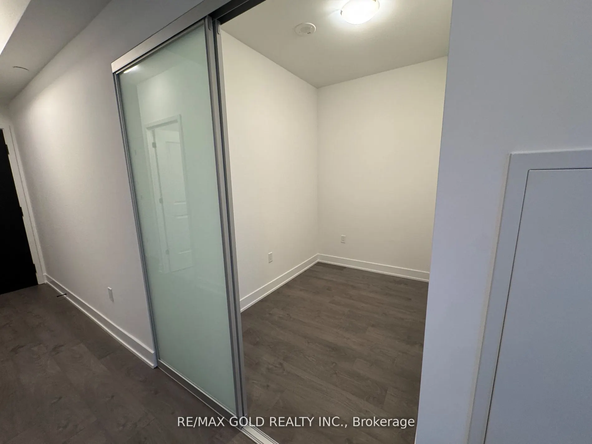 2333 KHALSA Gate E, #226