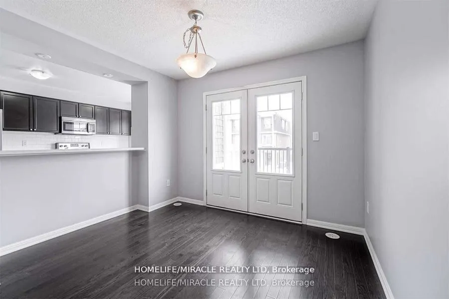 43 Colonel Frank Cheng Crescent