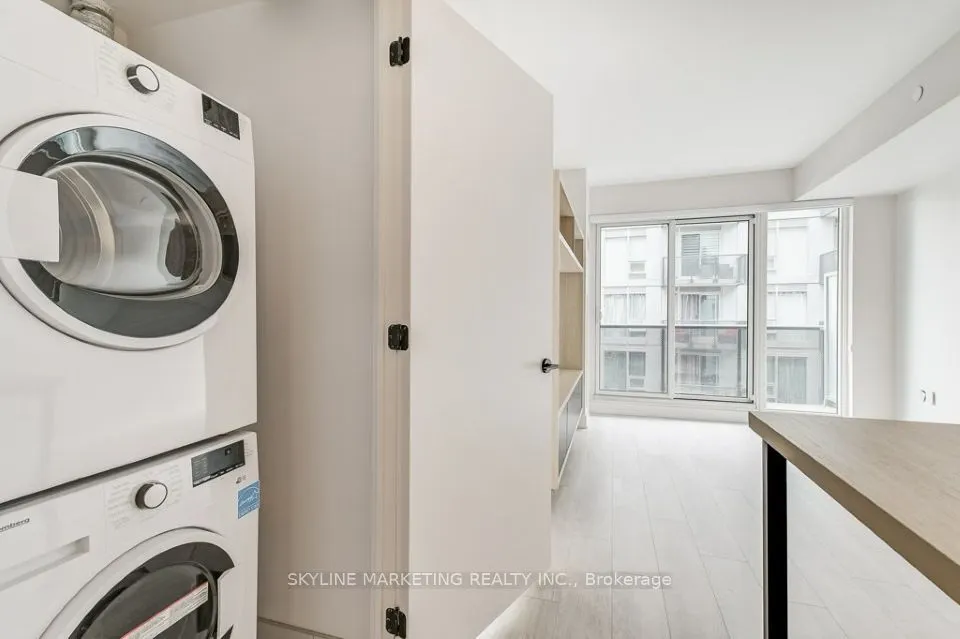 2450 Old Bronte Road, #449