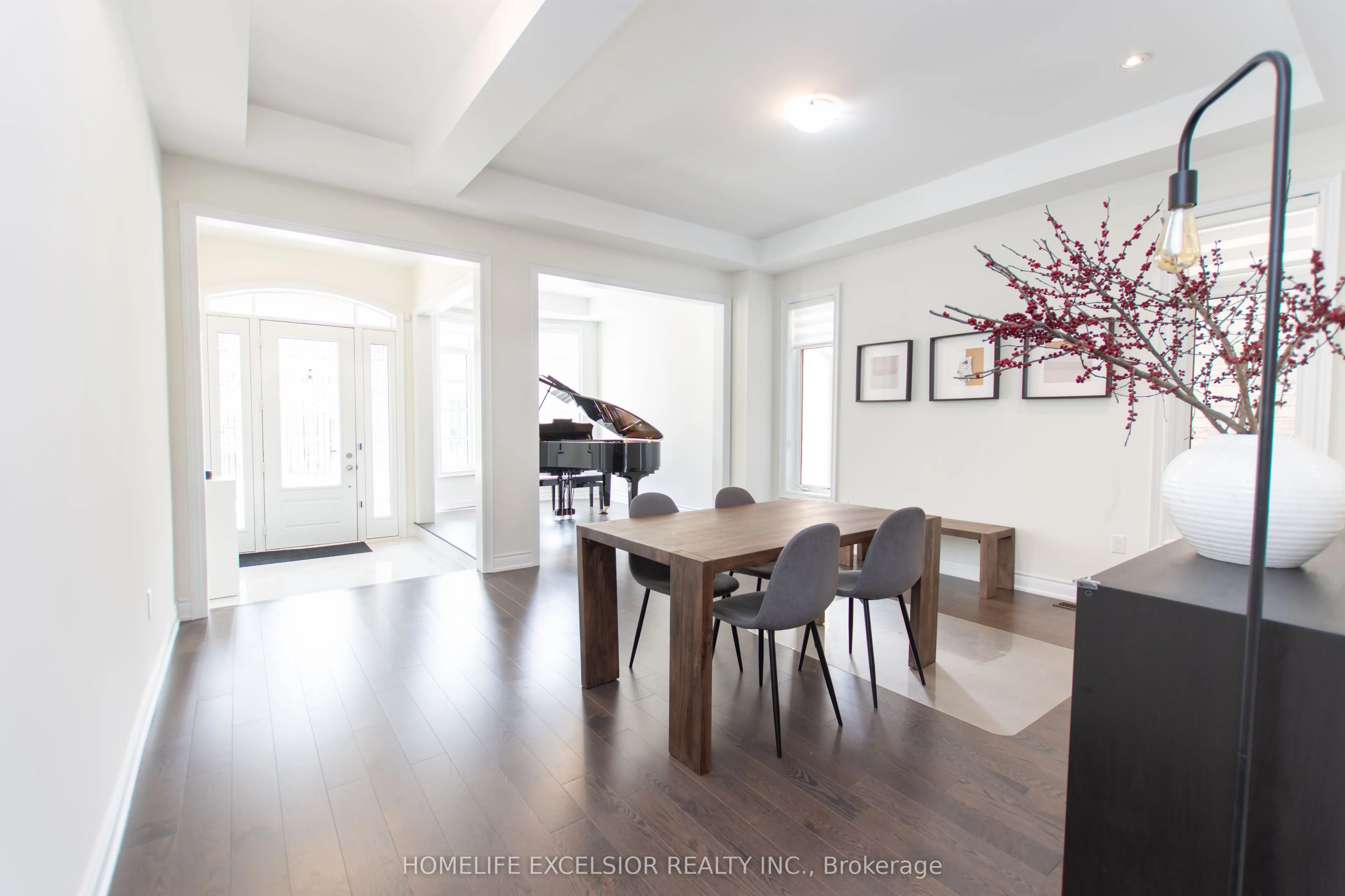 3128 Parsonage Crescent