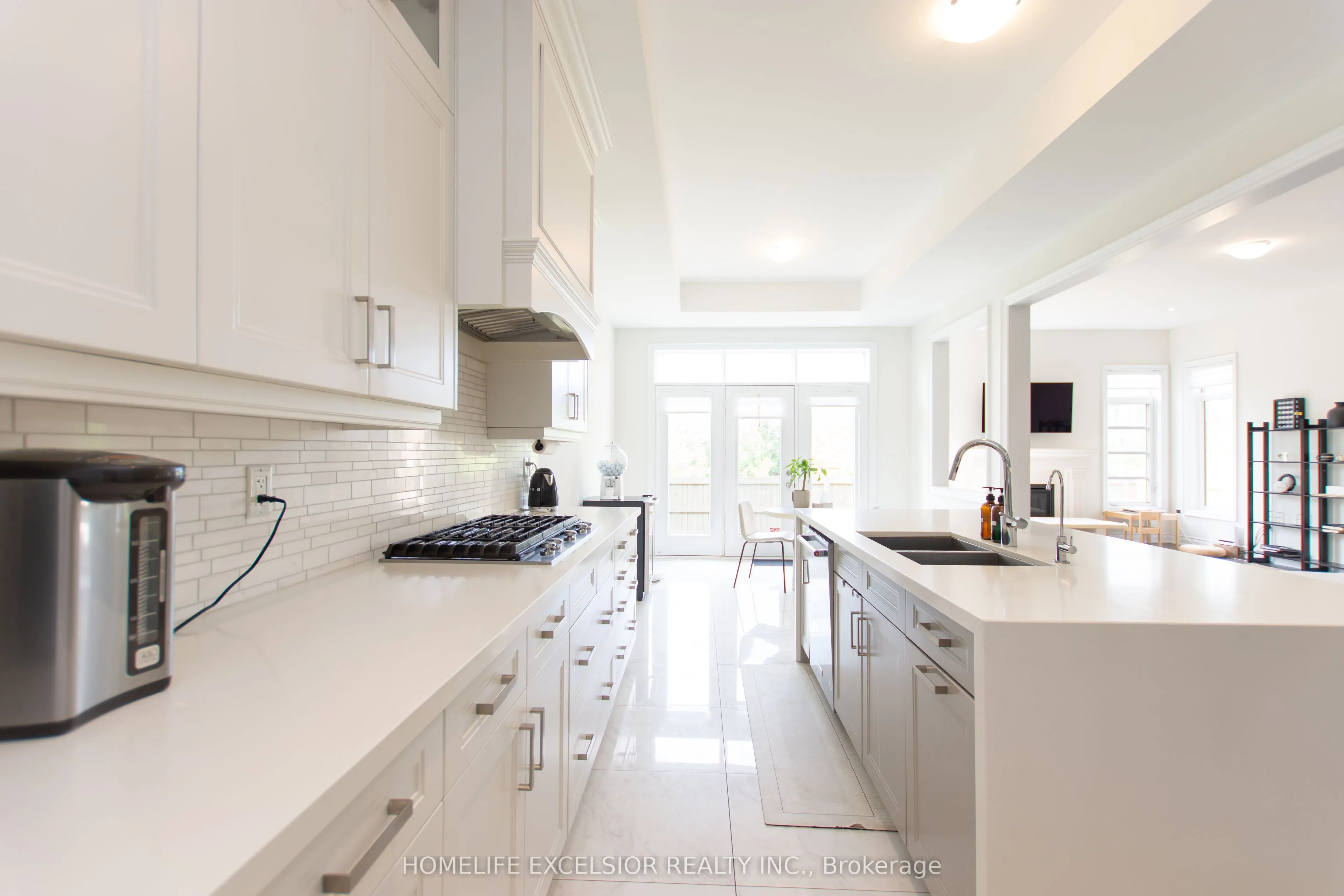 3128 Parsonage Crescent