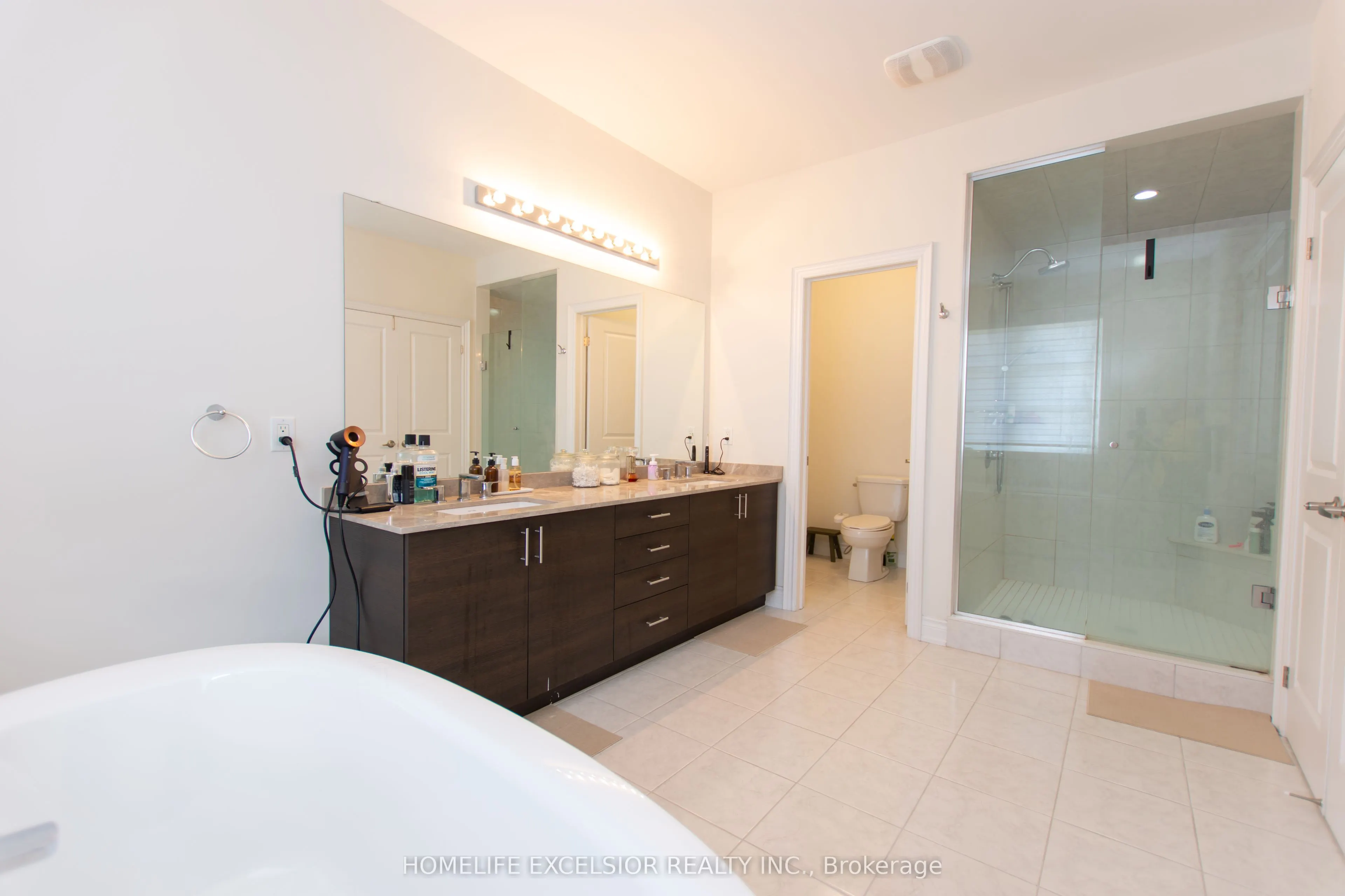 3128 Parsonage Crescent