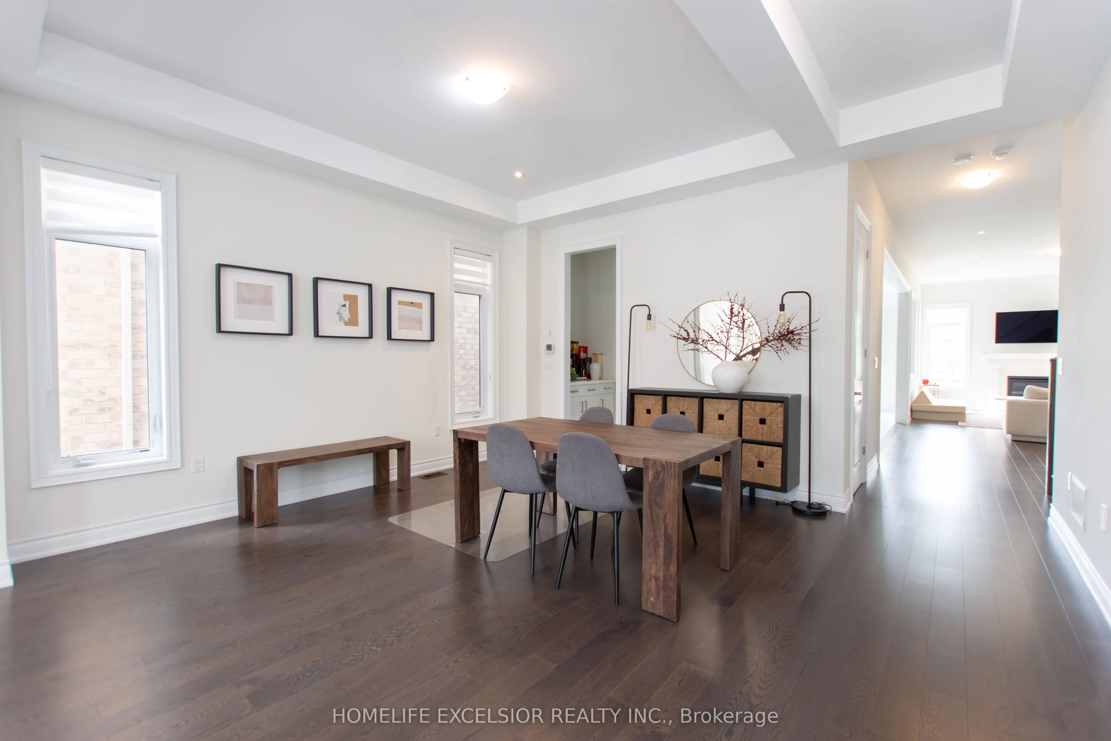 3128 Parsonage Crescent