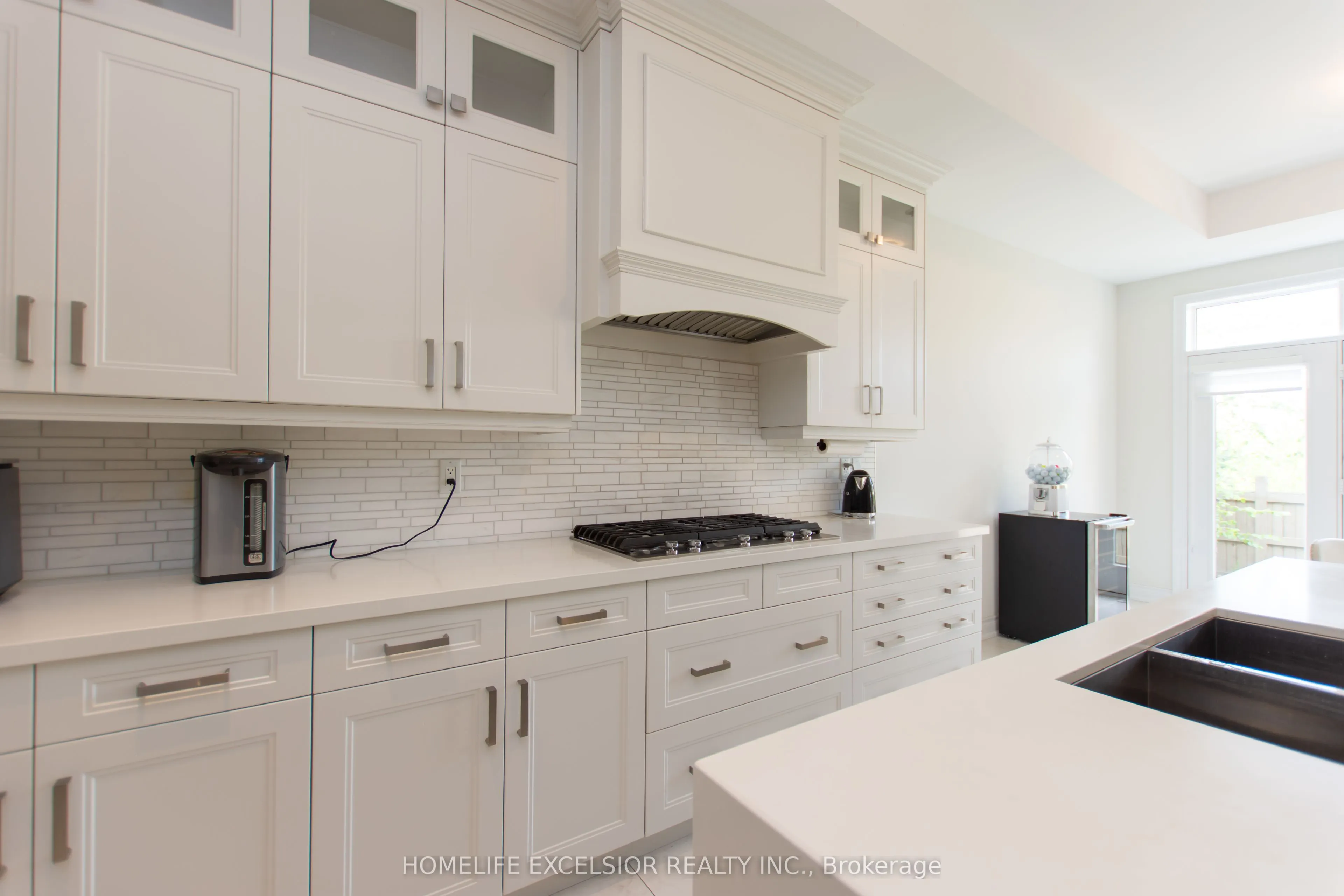 3128 Parsonage Crescent