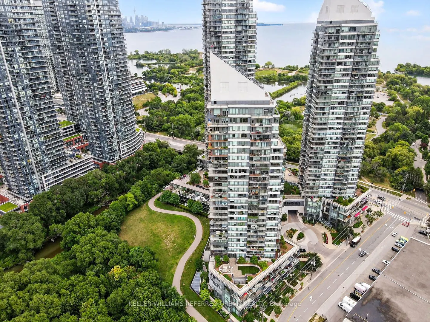 15 Legion Road, #2305